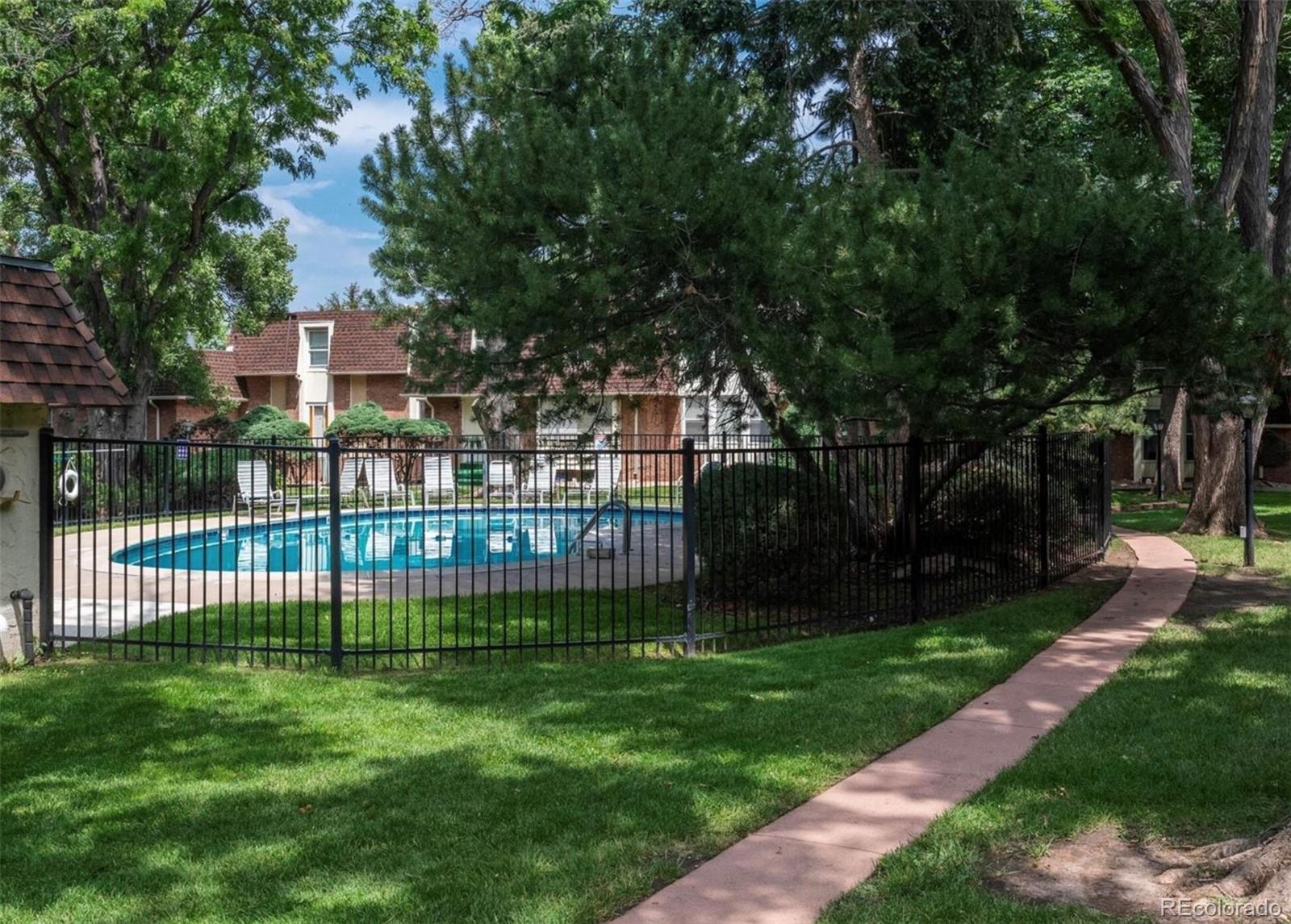 MLS Image #23 for 1200 s monaco st parkway,denver, Colorado