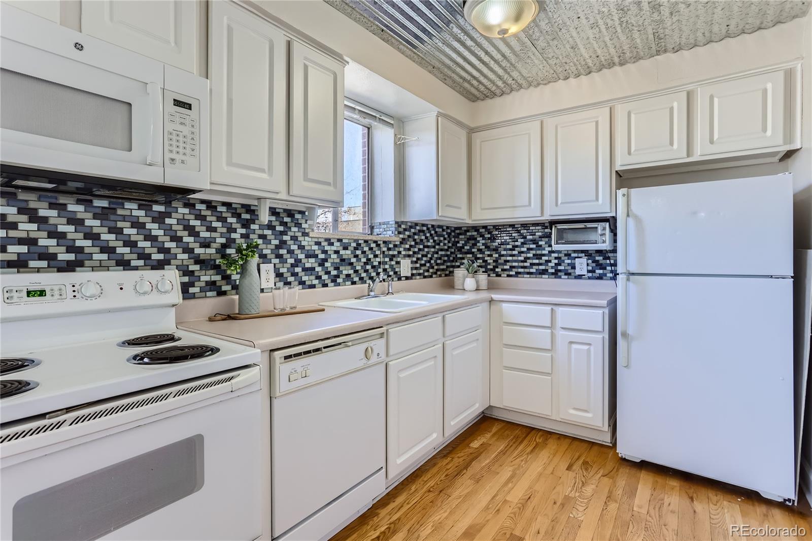 MLS Image #9 for 2295 e asbury avenue,denver, Colorado