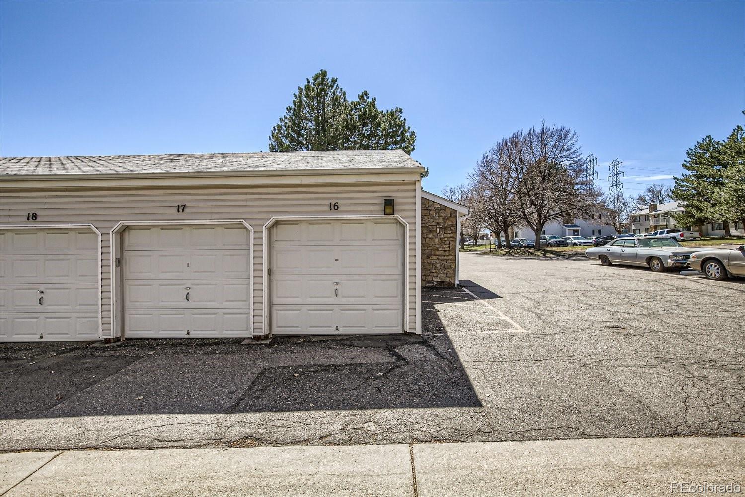 MLS Image #18 for 14423 e jewell avenue,aurora, Colorado