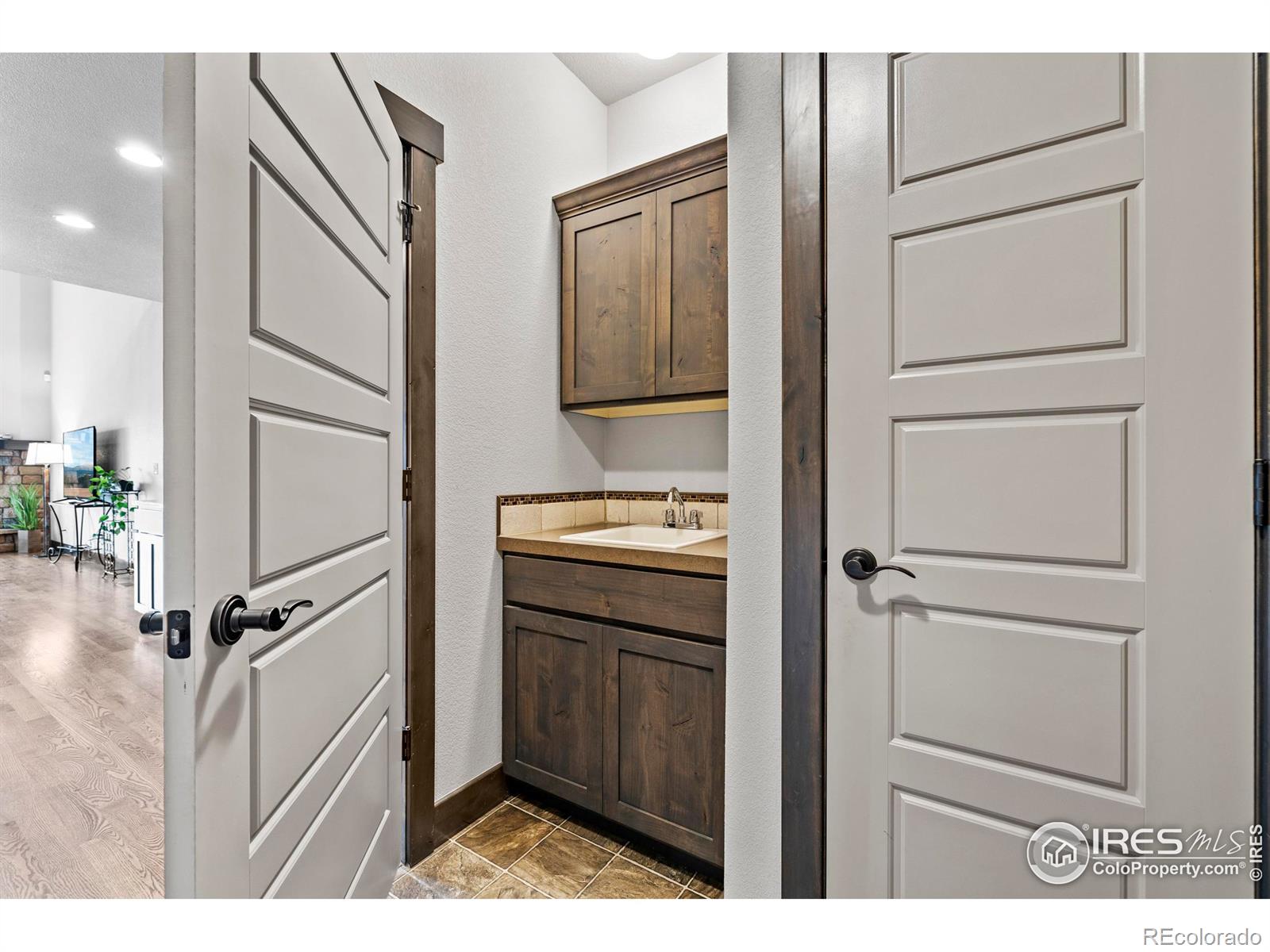 MLS Image #17 for 3948  avenida del sol drive,loveland, Colorado