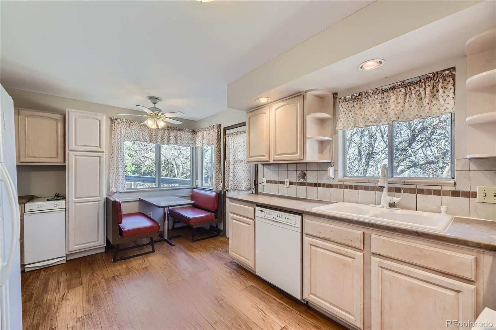 MLS Image #14 for 10957 w 31st avenue,lakewood, Colorado