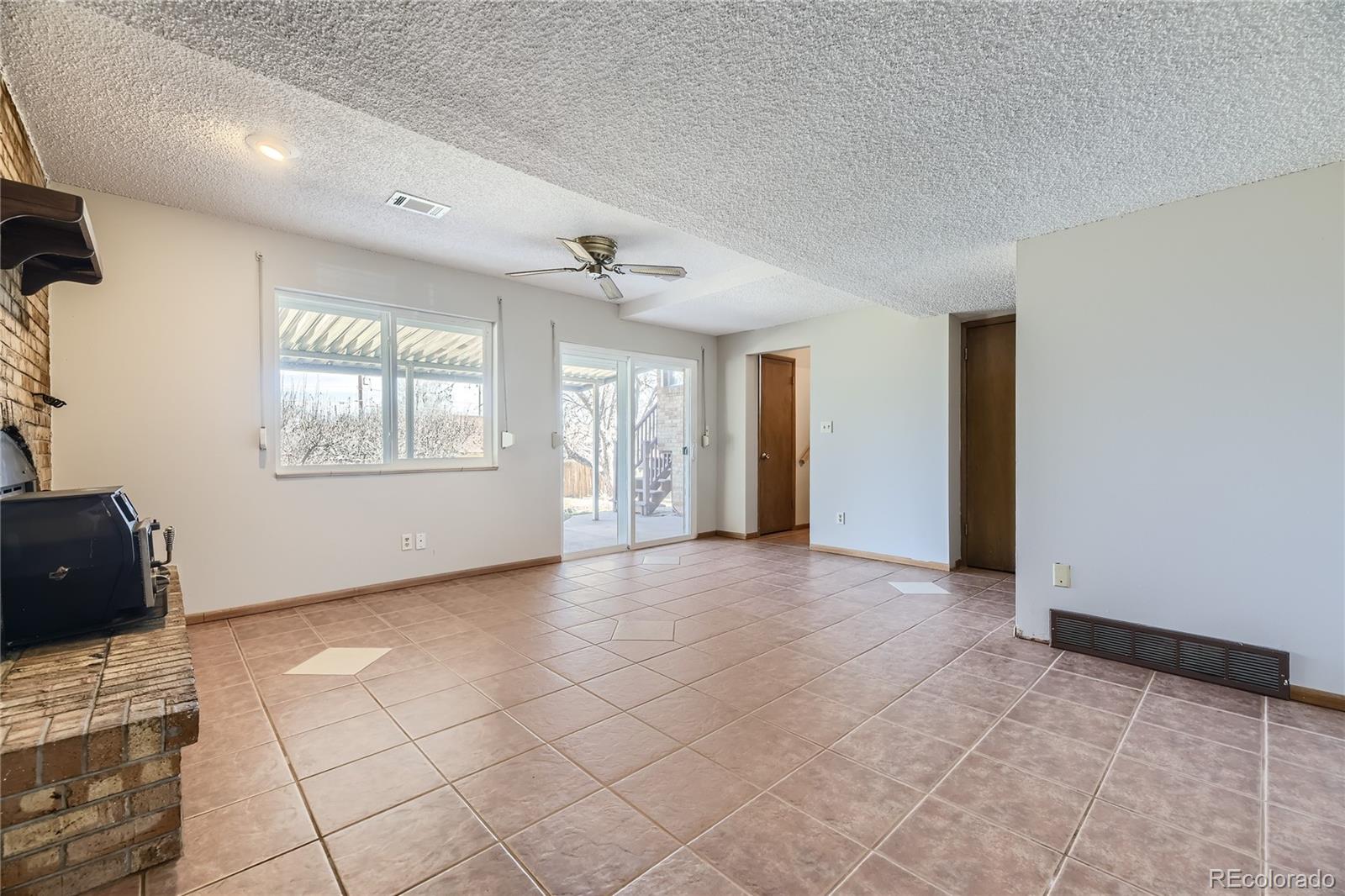 MLS Image #19 for 10957 w 31st avenue,lakewood, Colorado