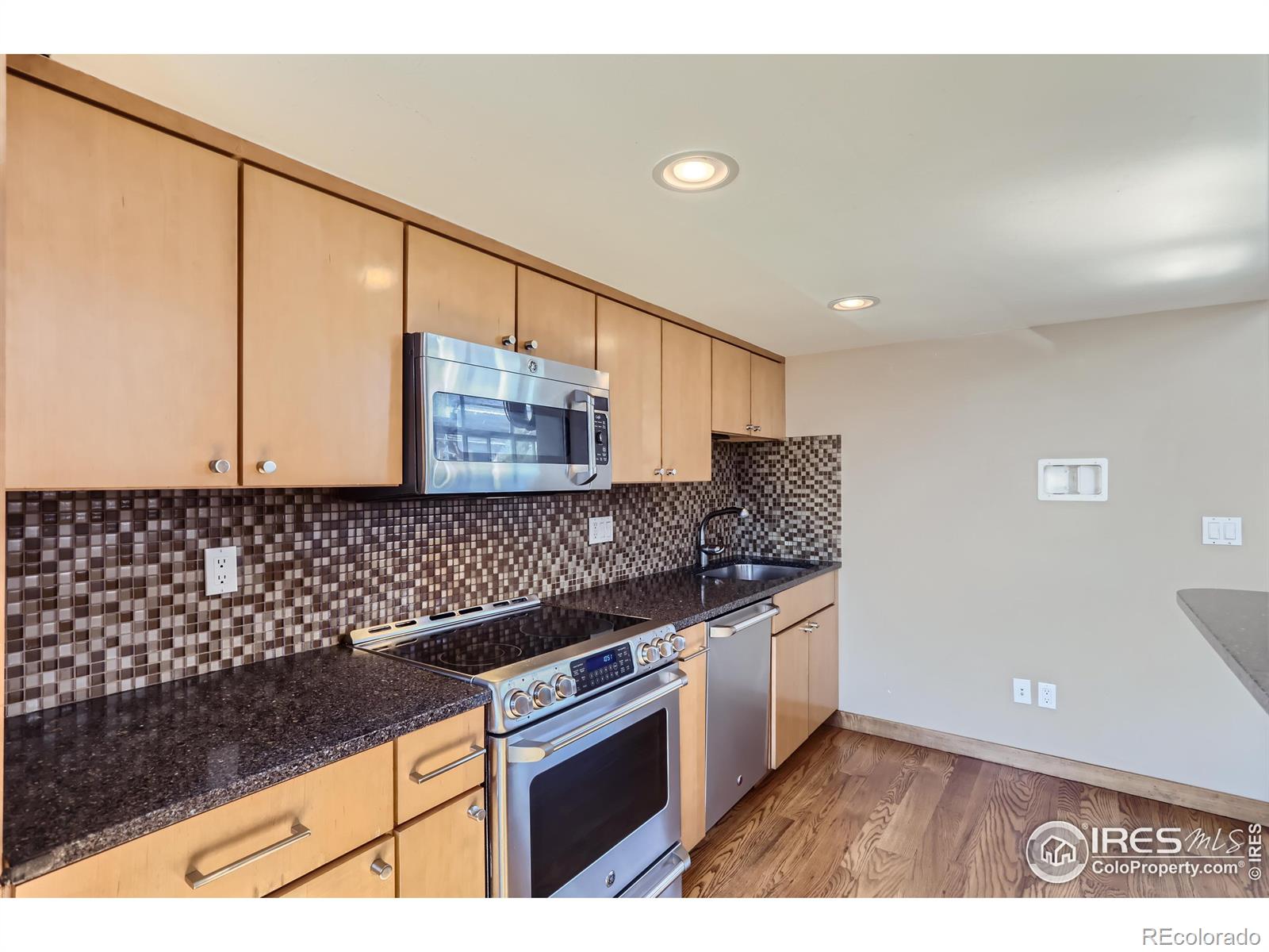 MLS Image #16 for 3309  blake street,denver, Colorado