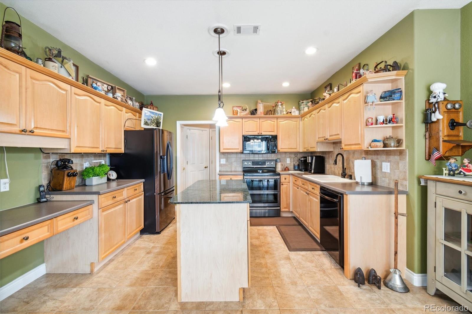 MLS Image #11 for 9251 w chatfield place,littleton, Colorado