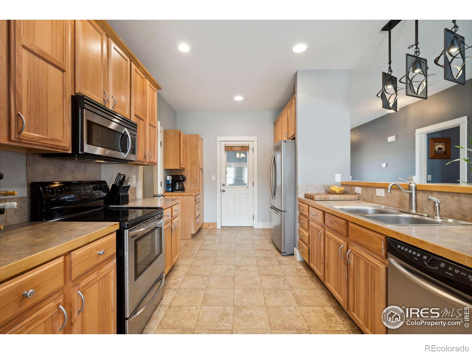 MLS Image #10 for 1086  mahogany way,severance, Colorado