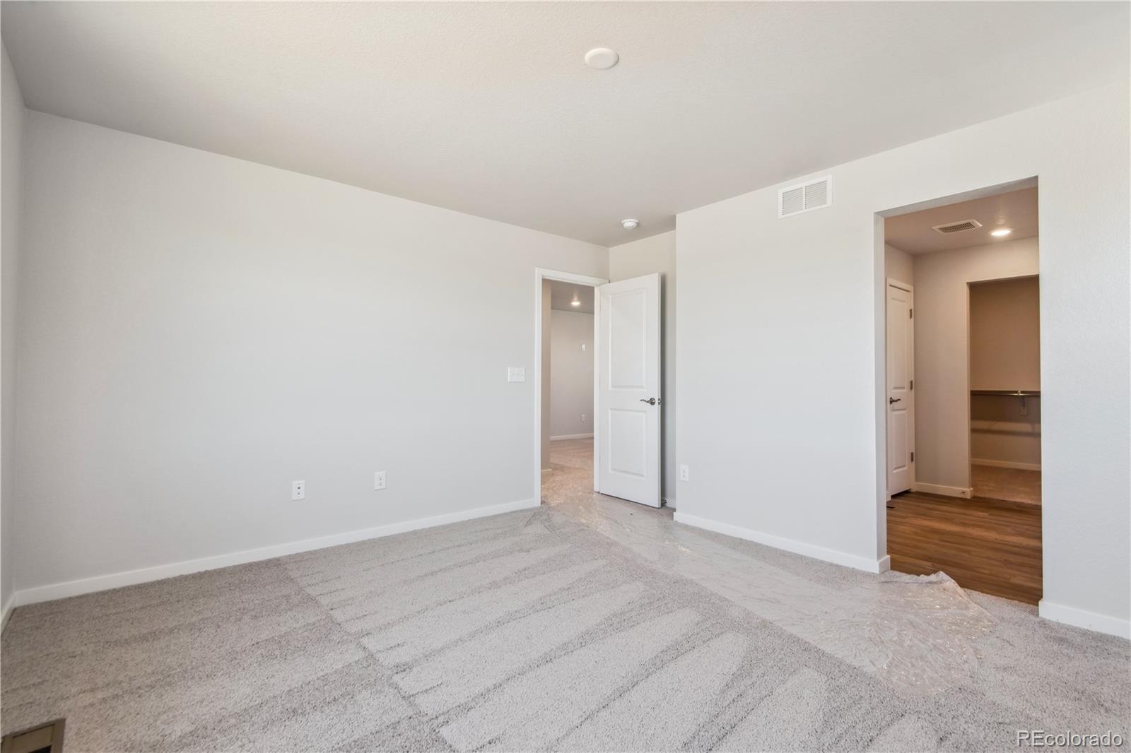 MLS Image #12 for 3352 n highlands creek parkway,aurora, Colorado