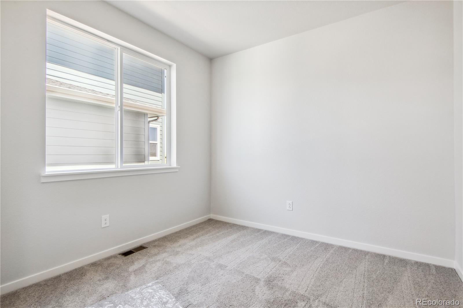 MLS Image #8 for 3352 n highlands creek parkway,aurora, Colorado