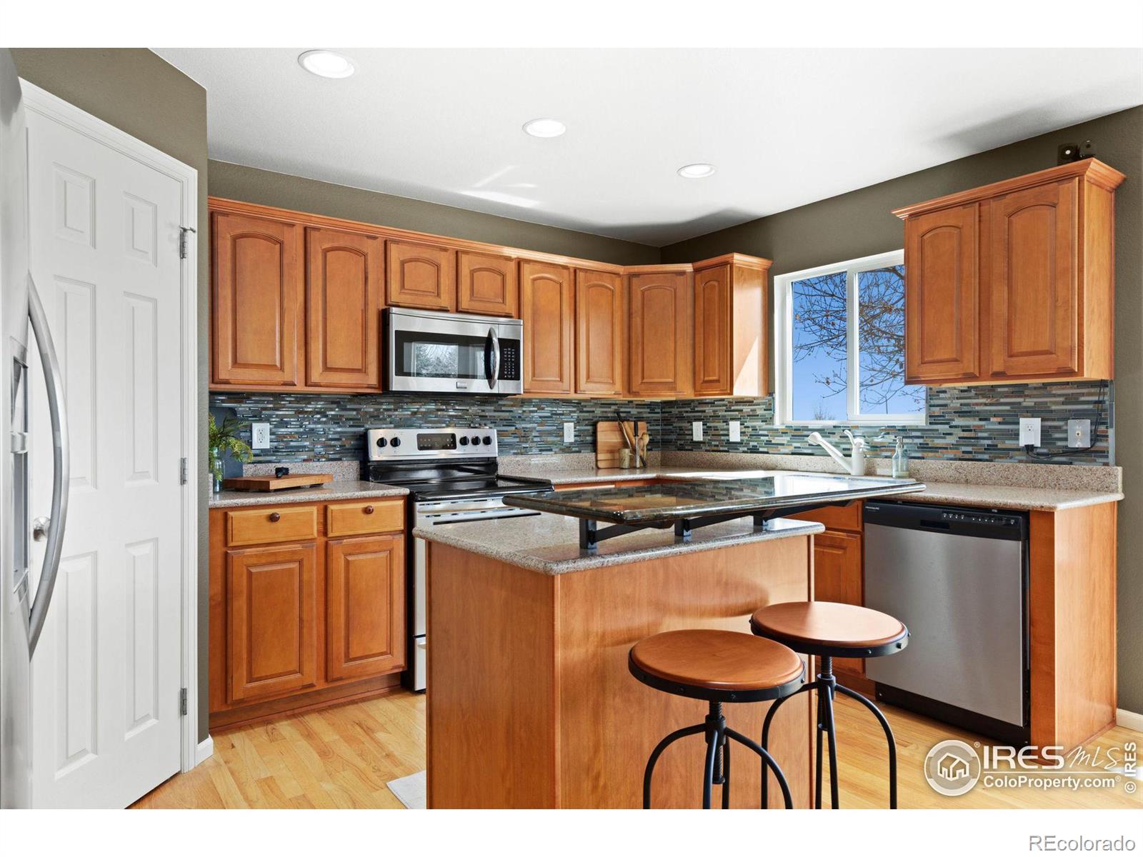 MLS Image #11 for 2109  mainsail drive,fort collins, Colorado