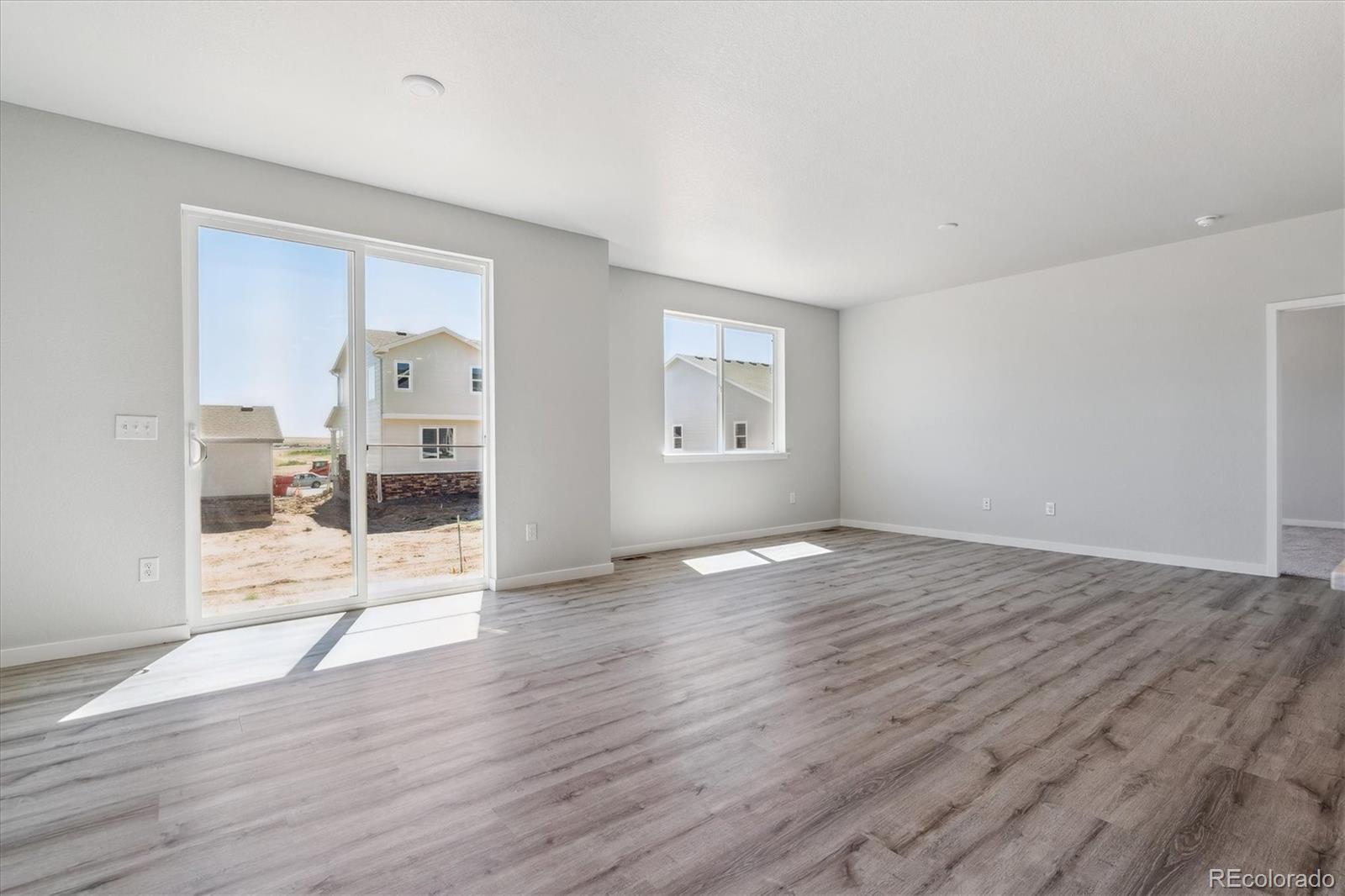 MLS Image #17 for 3462 n highlands creek parkway,aurora, Colorado