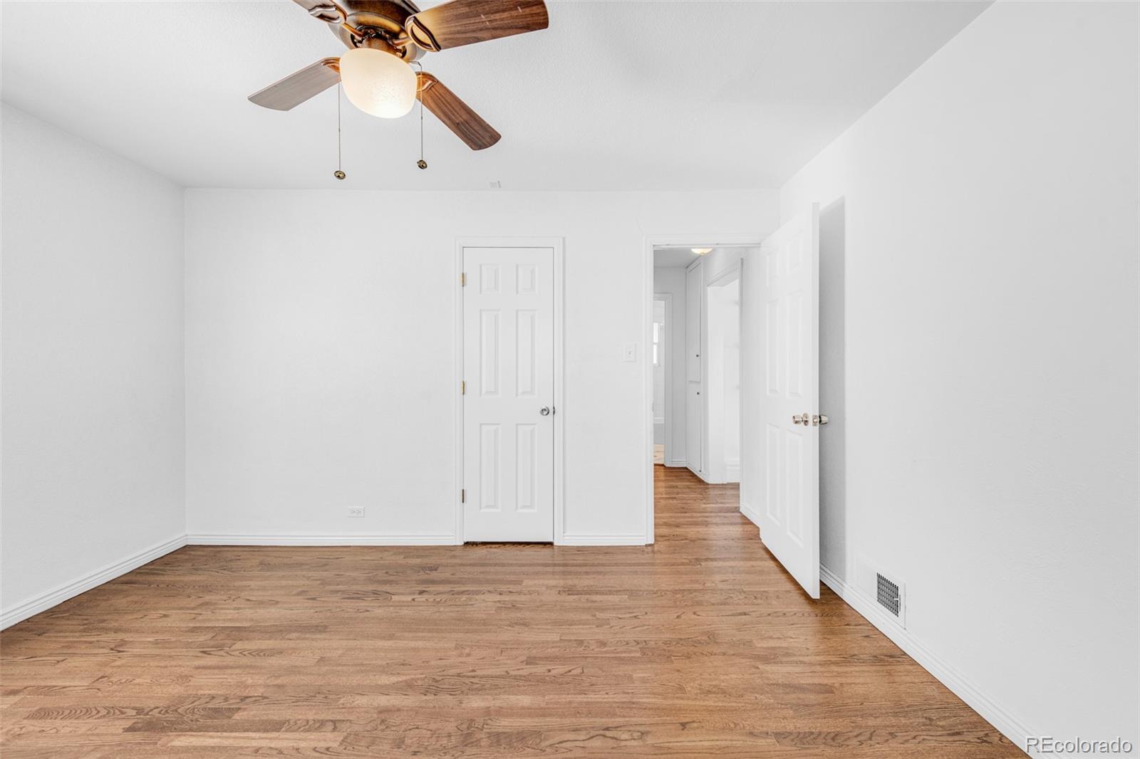 MLS Image #20 for 133 s perry street,denver, Colorado