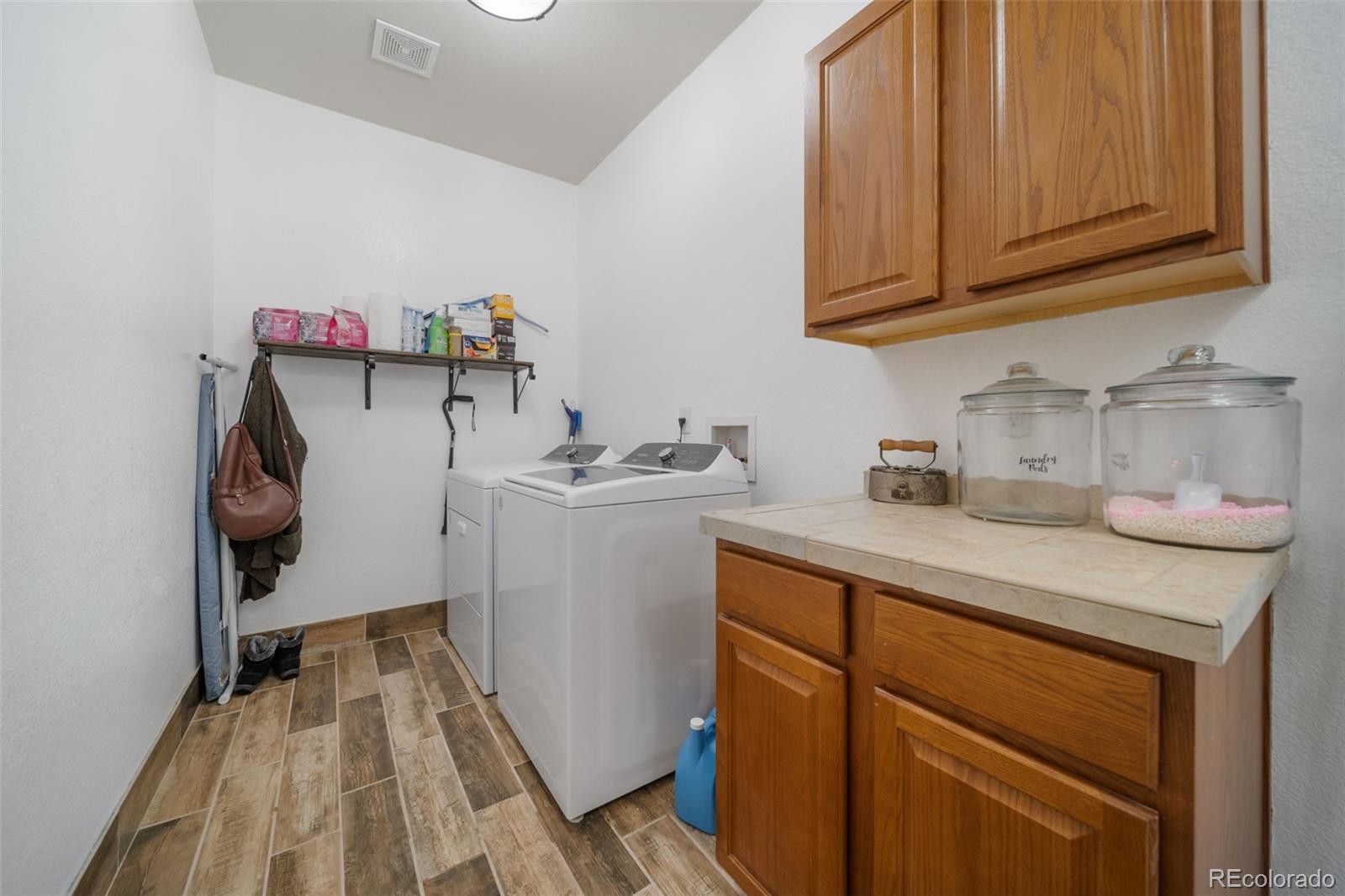 MLS Image #15 for 56640 e 25th avenue,strasburg, Colorado