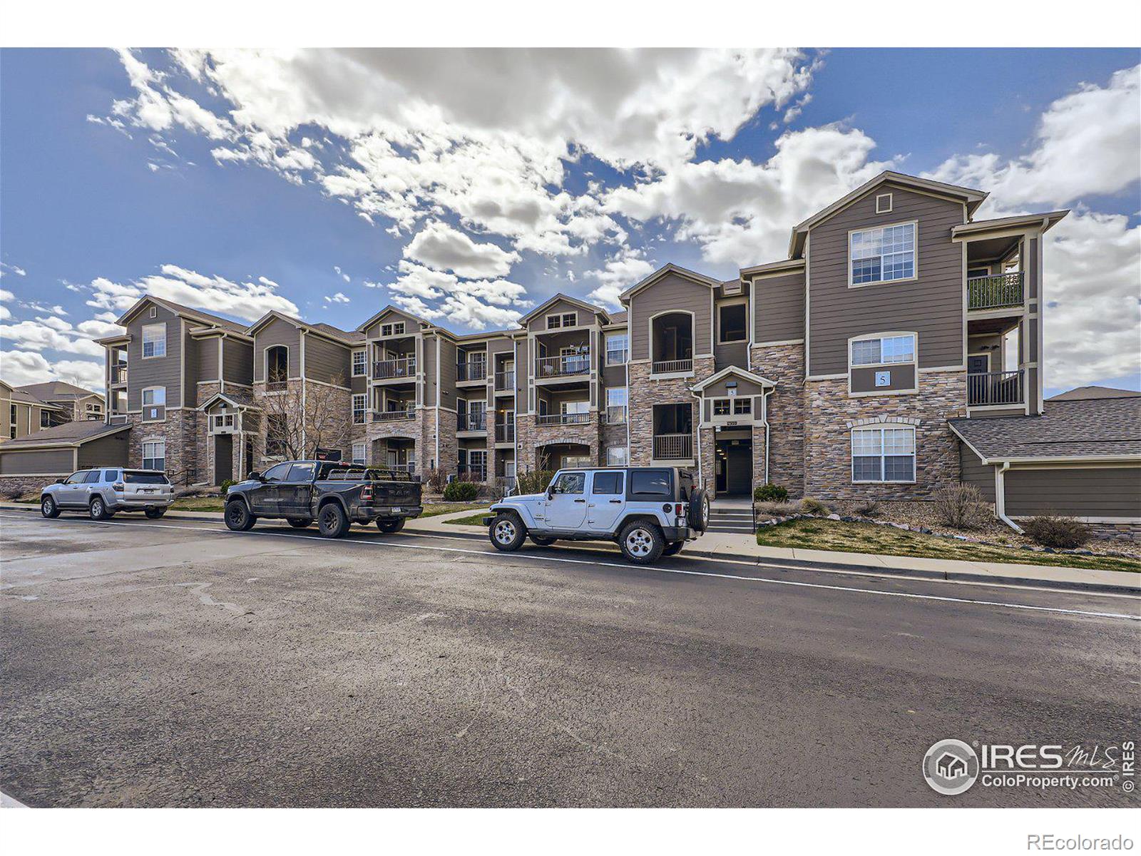 MLS Image #25 for 2900  blue sky circle 5-205,erie, Colorado