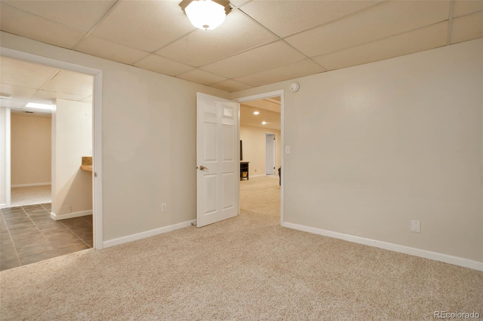 MLS Image #34 for 3050 s chester court,denver, Colorado