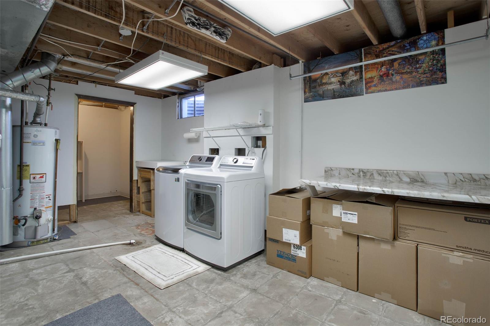 MLS Image #38 for 3050 s chester court,denver, Colorado