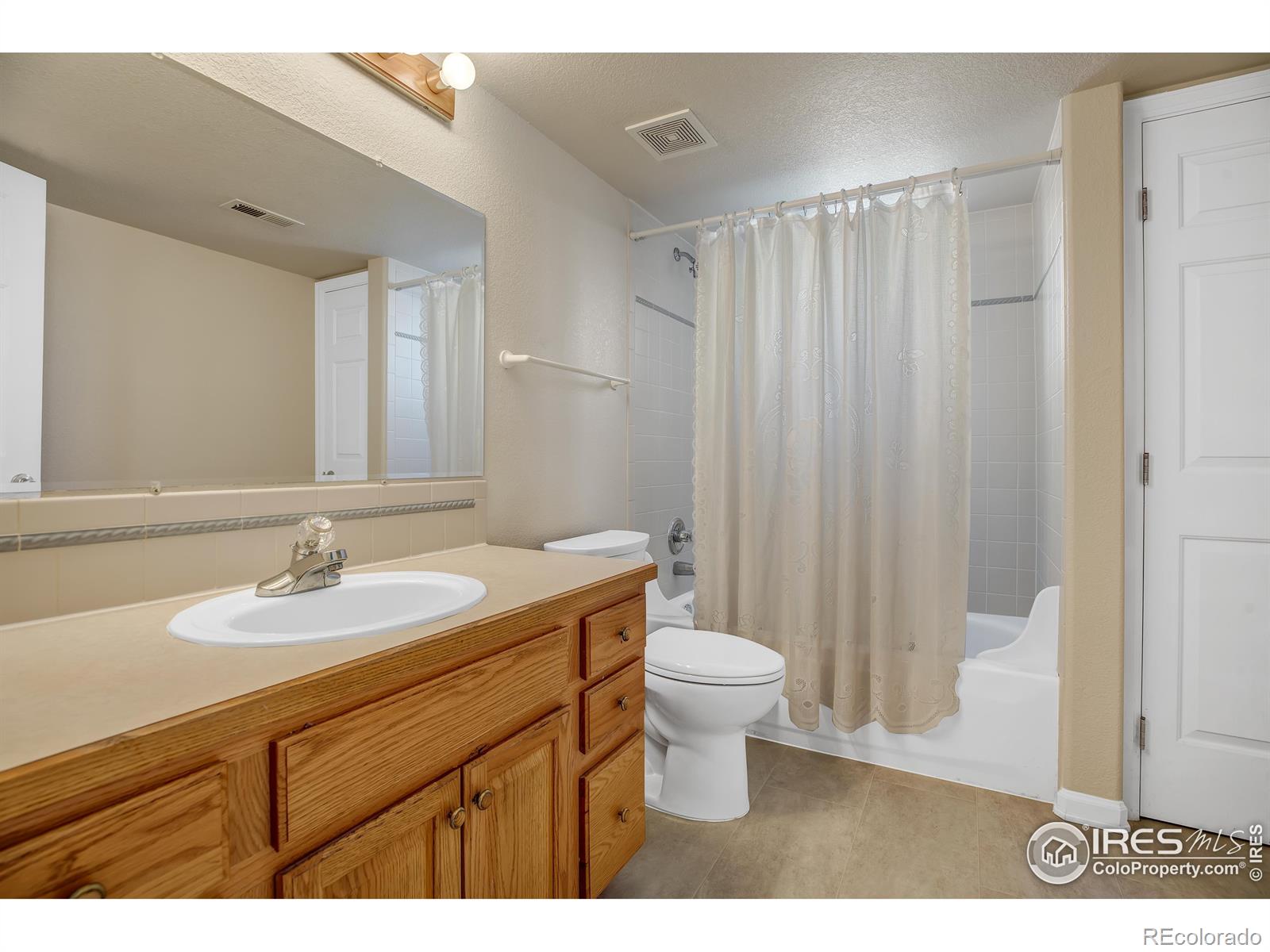 MLS Image #29 for 2152  burbank street,berthoud, Colorado