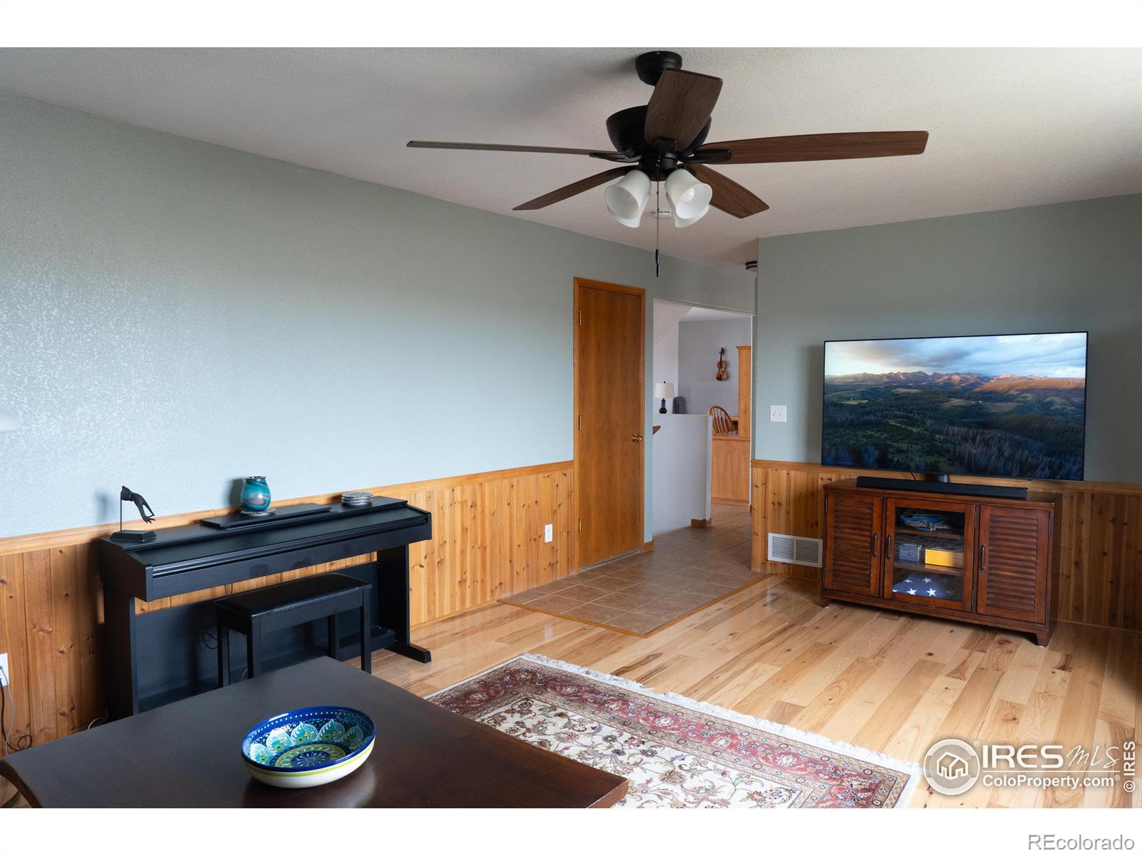 MLS Image #11 for 3100  williamsburg street,loveland, Colorado