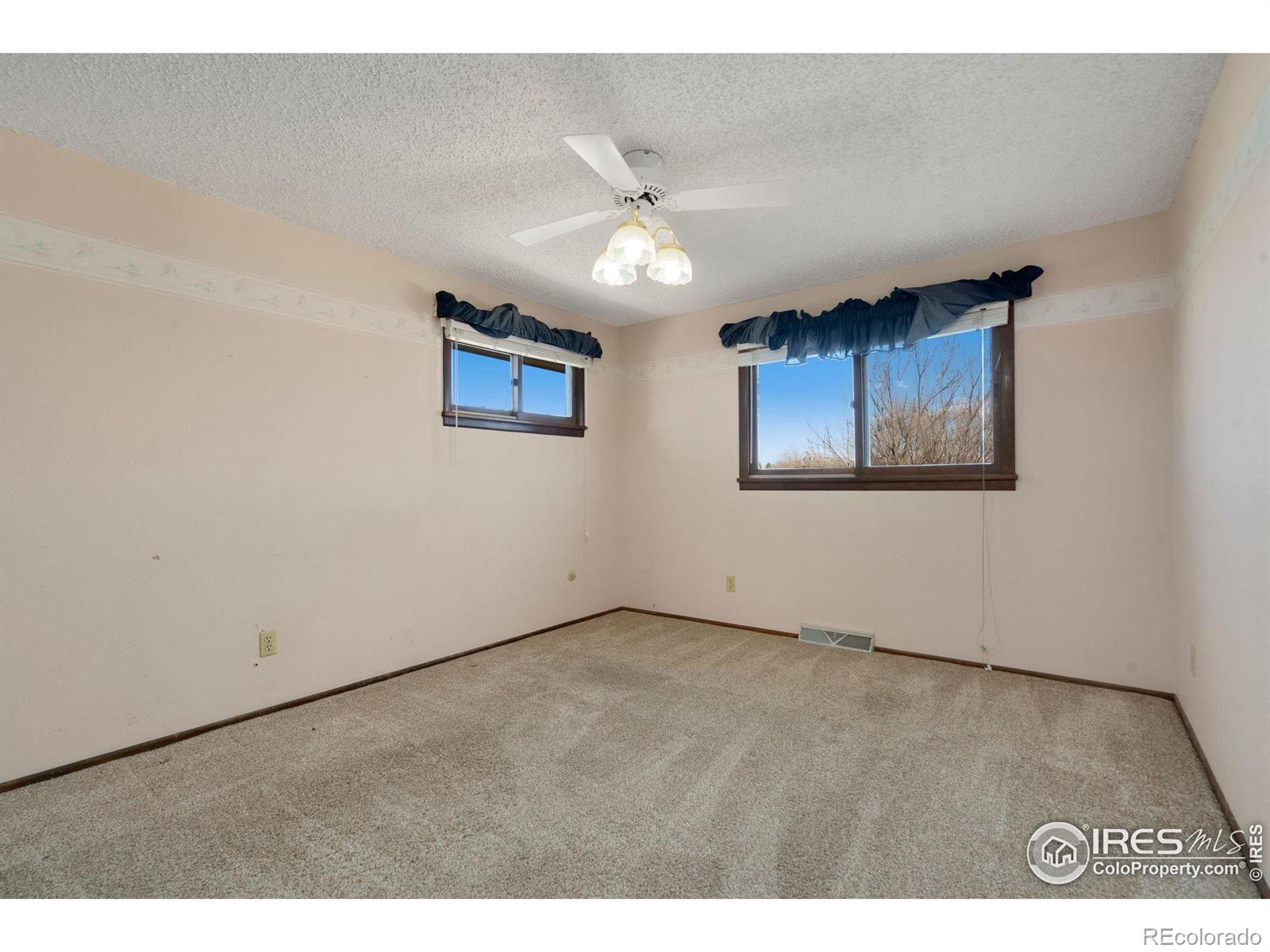 MLS Image #22 for 2514  logan drive,loveland, Colorado