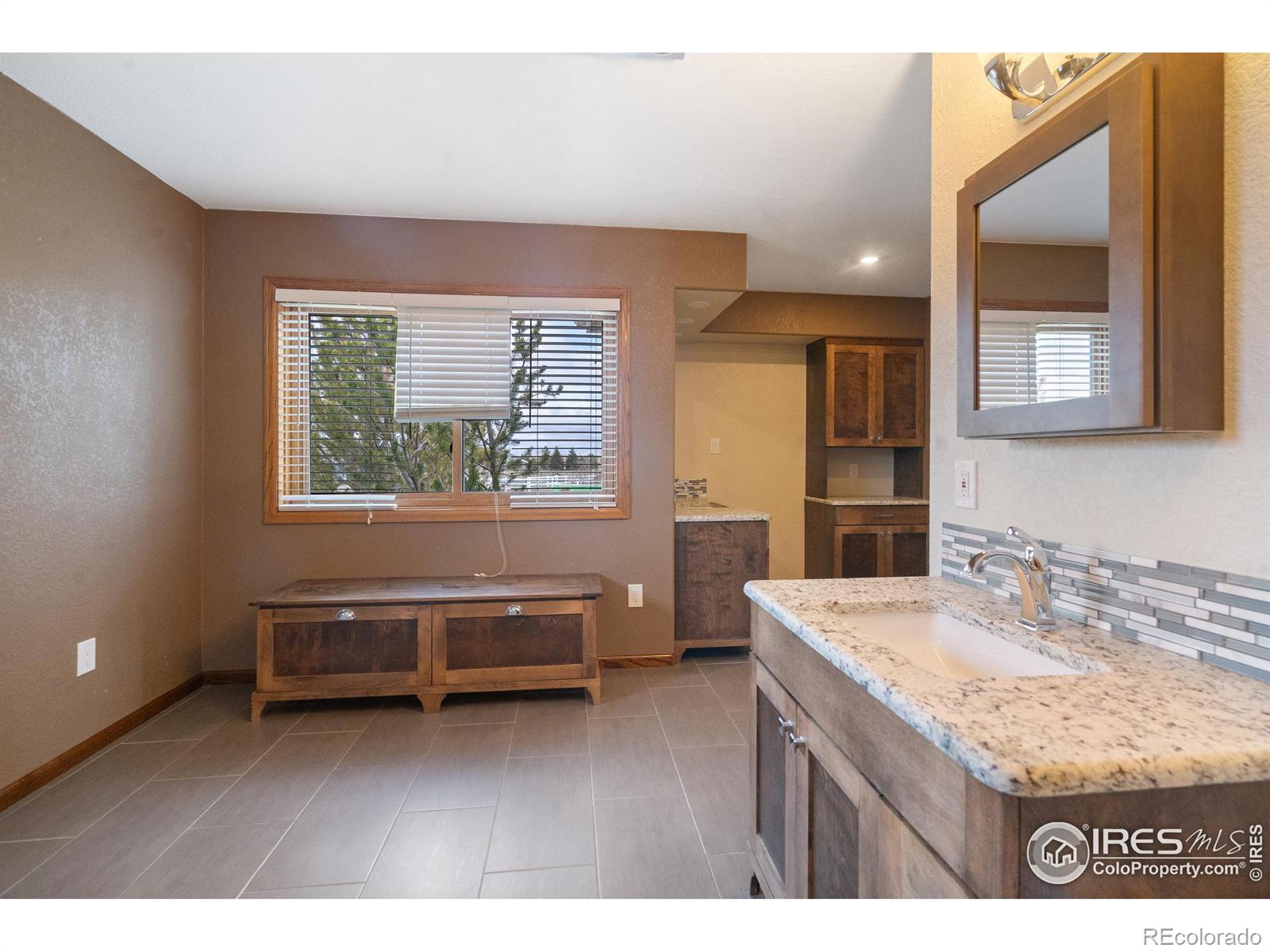 MLS Image #17 for 4909  gary drive,berthoud, Colorado