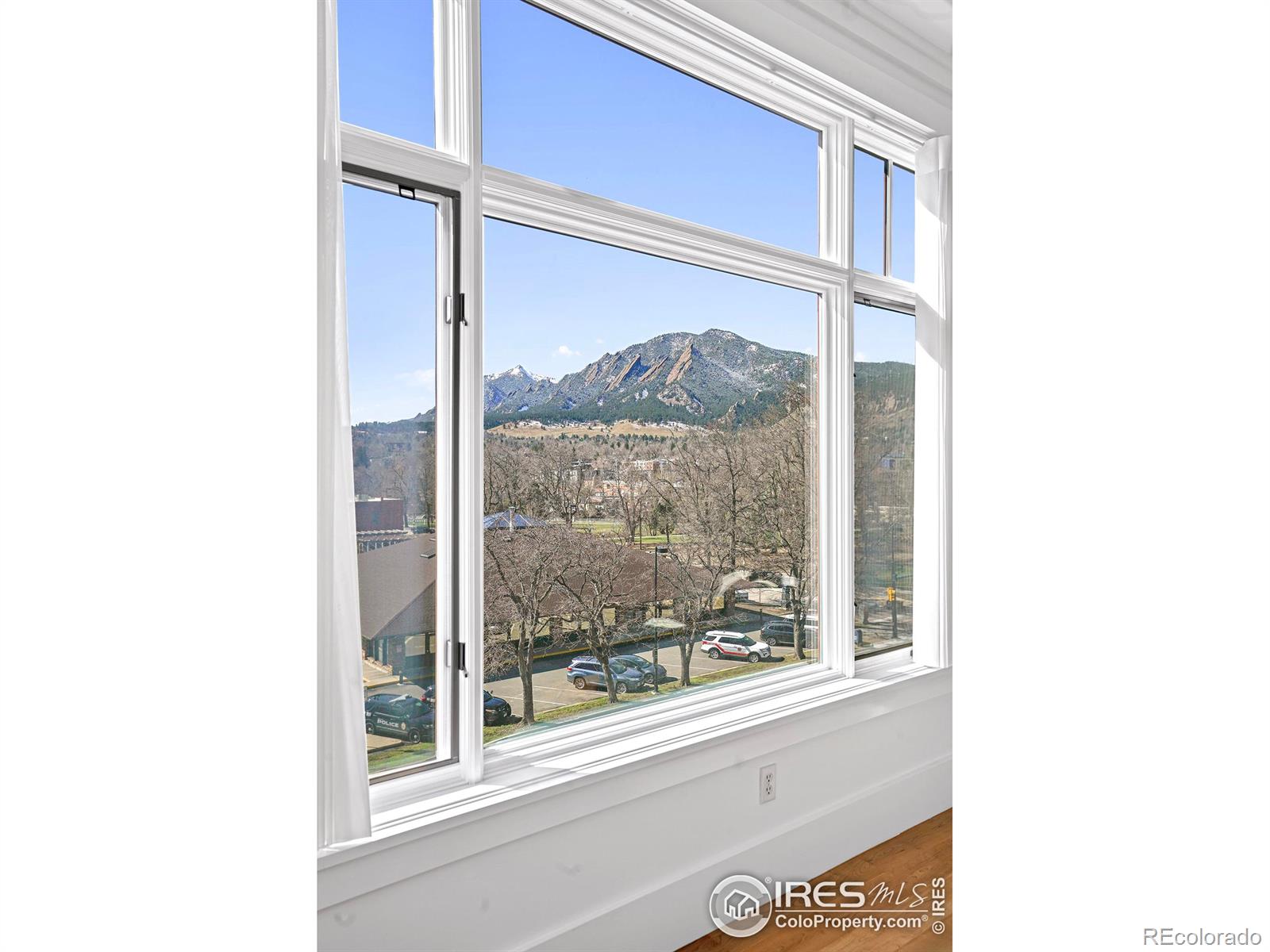 CMA Image for 1301  Canyon Boulevard,Boulder, Colorado