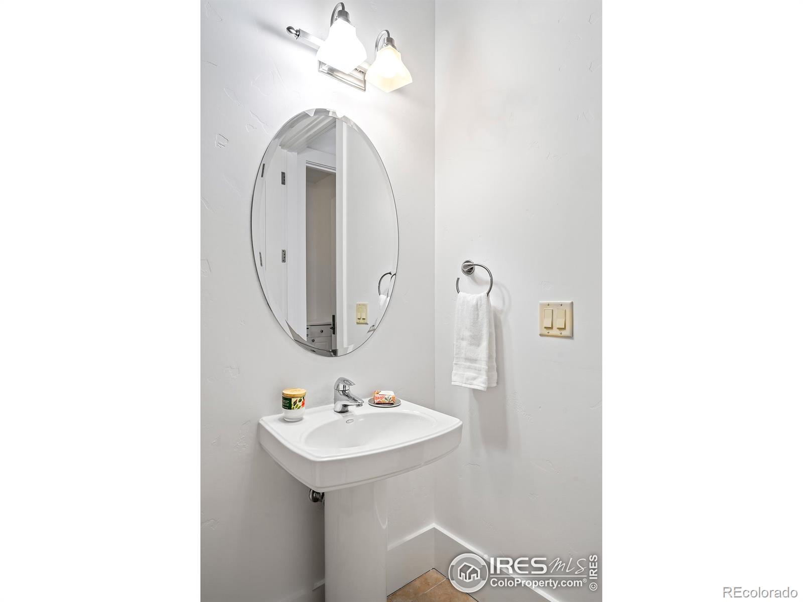 MLS Image #23 for 1301  canyon boulevard,boulder, Colorado