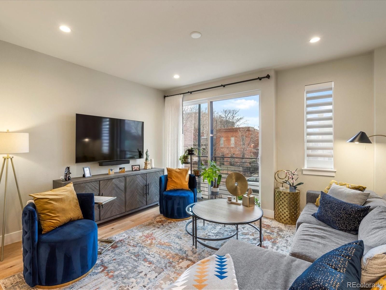 MLS Image #22 for 2350  tremont place,denver, Colorado