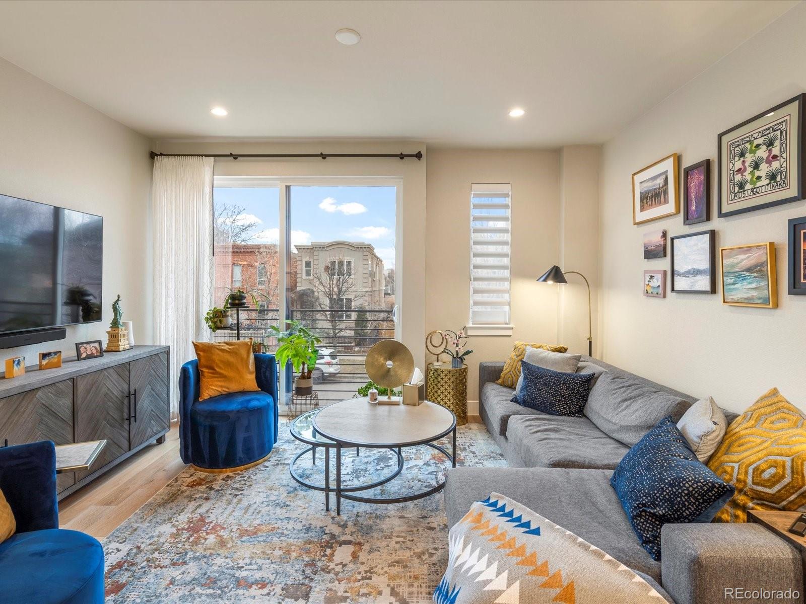 MLS Image #23 for 2350  tremont place,denver, Colorado