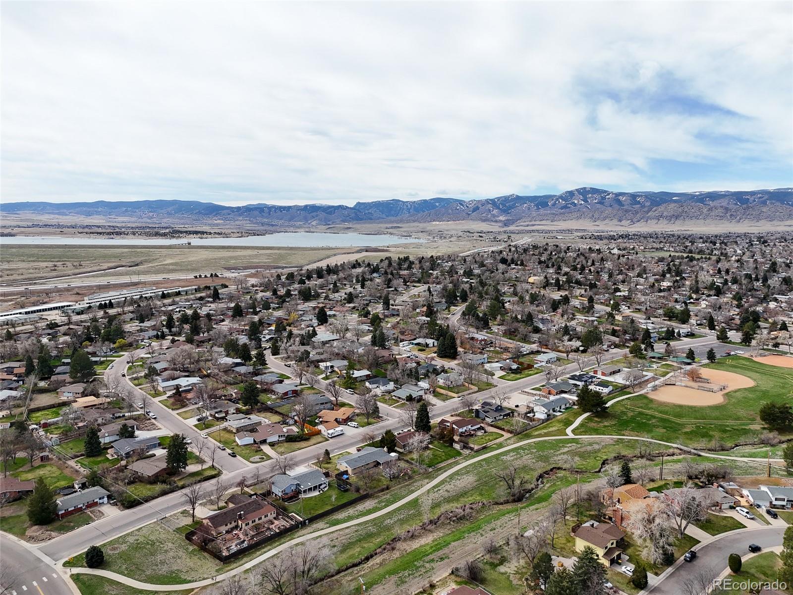 MLS Image #2 for 7952 s chestnut way,littleton, Colorado