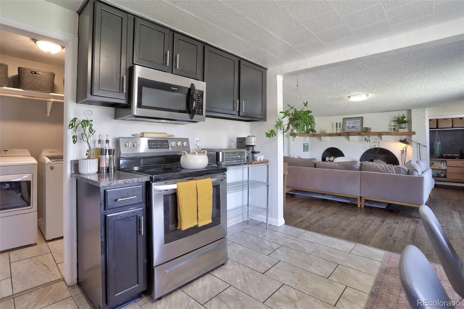 MLS Image #5 for 7744  bradburn boulevard,westminster, Colorado