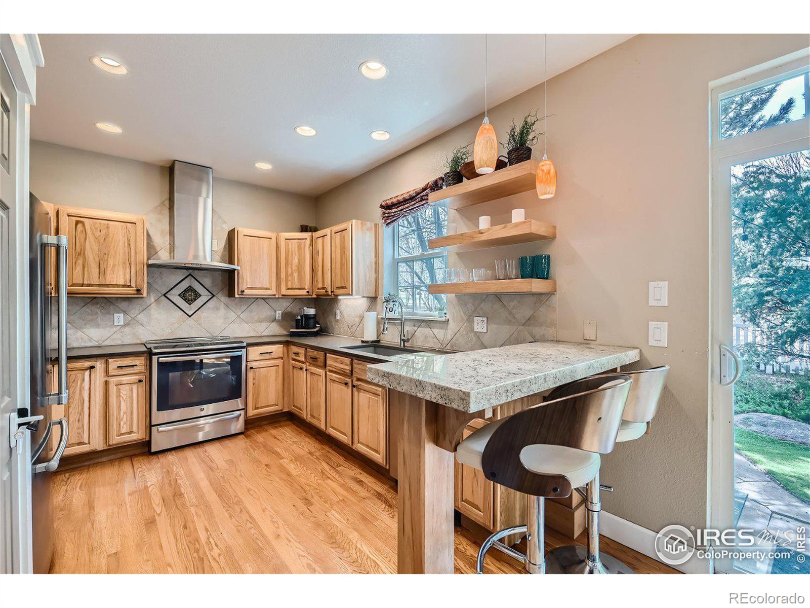 MLS Image #5 for 301  caribou pass circle,lafayette, Colorado