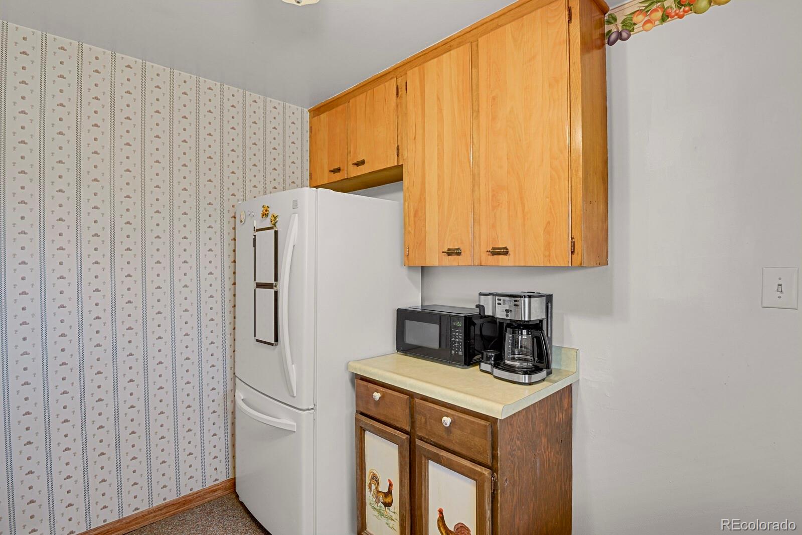 MLS Image #17 for 8174  logan street,denver, Colorado