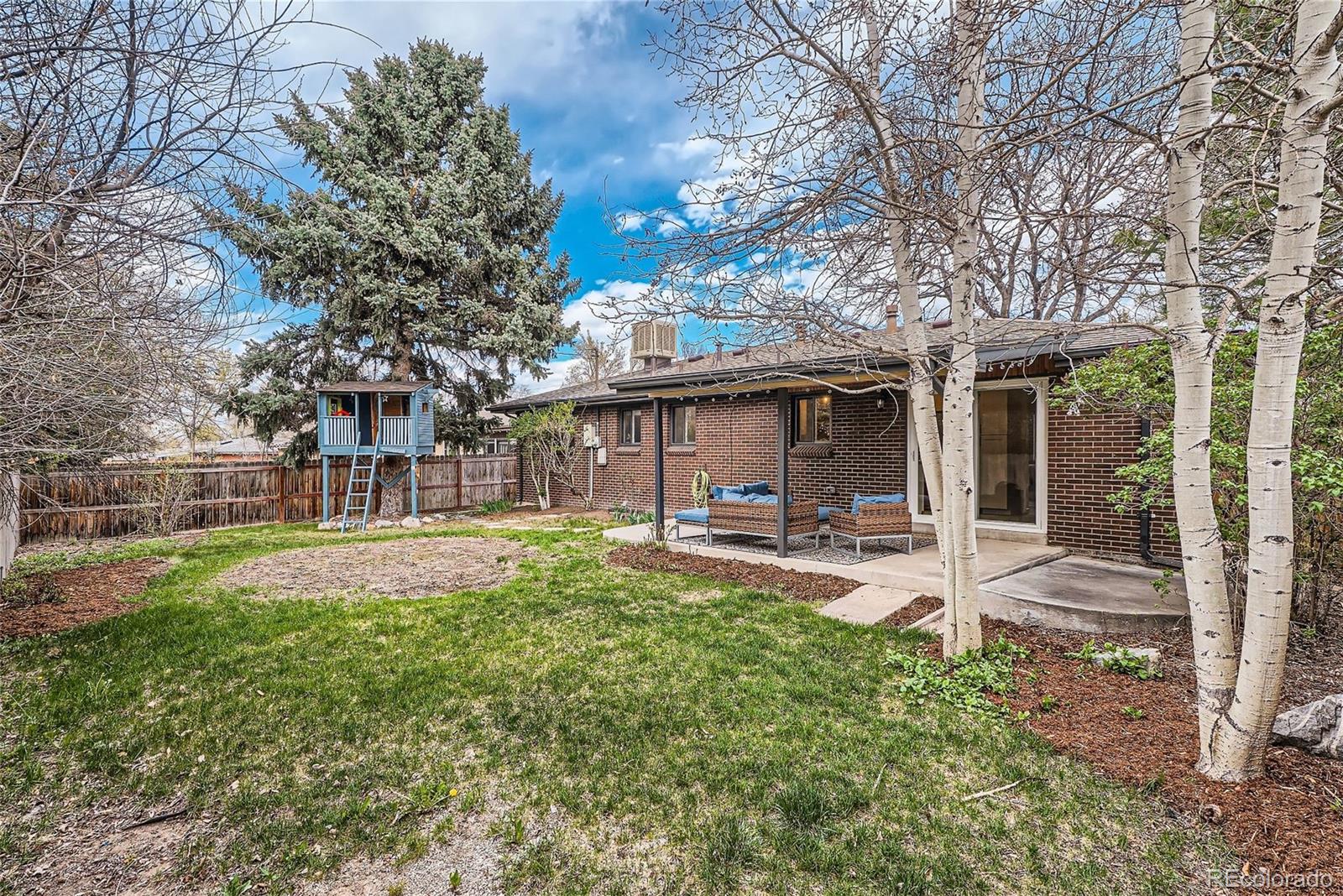 MLS Image #26 for 1661 s grape street,denver, Colorado