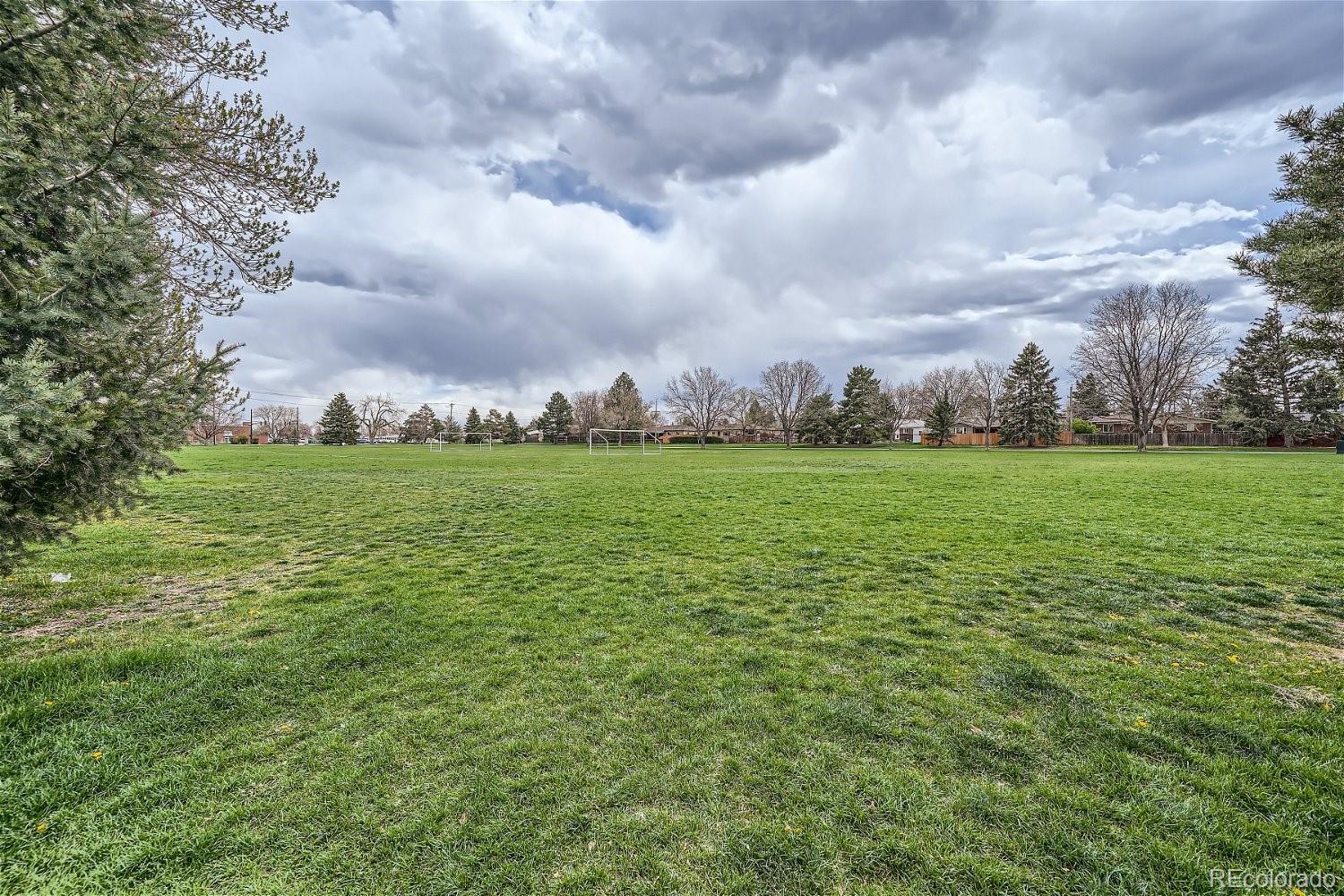 MLS Image #32 for 1661 s grape street,denver, Colorado