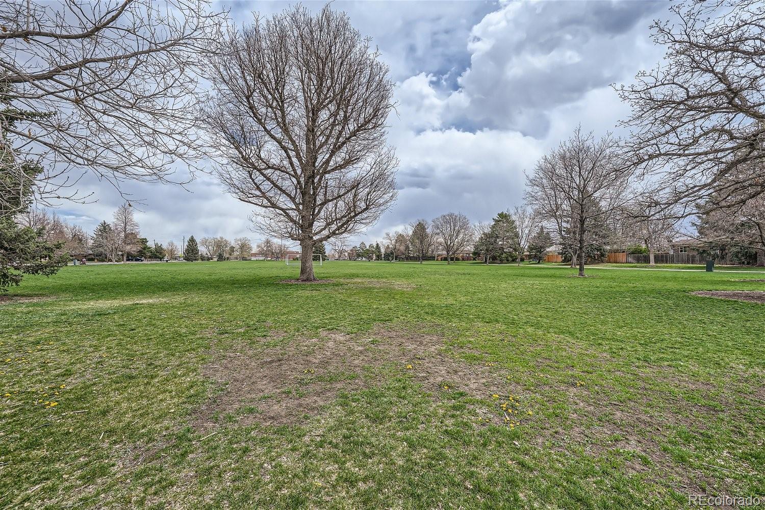 MLS Image #33 for 1661 s grape street,denver, Colorado