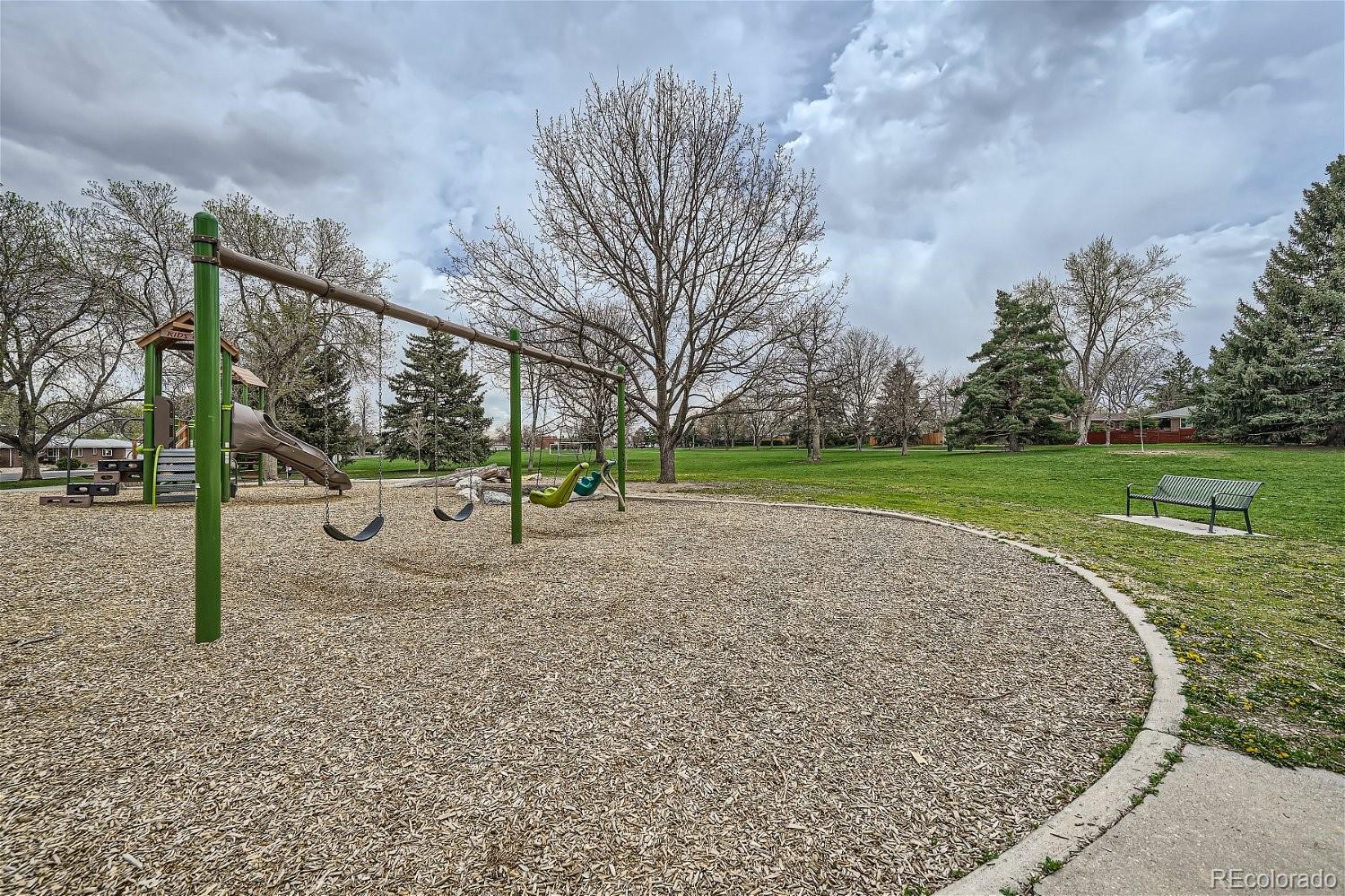 MLS Image #36 for 1661 s grape street,denver, Colorado