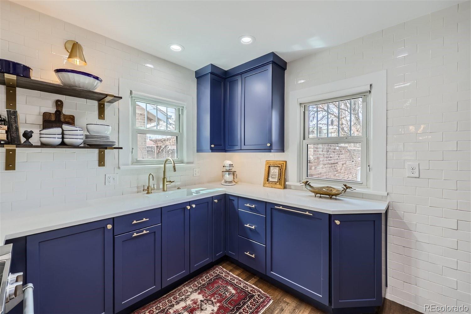 MLS Image #12 for 1679 s logan street,denver, Colorado