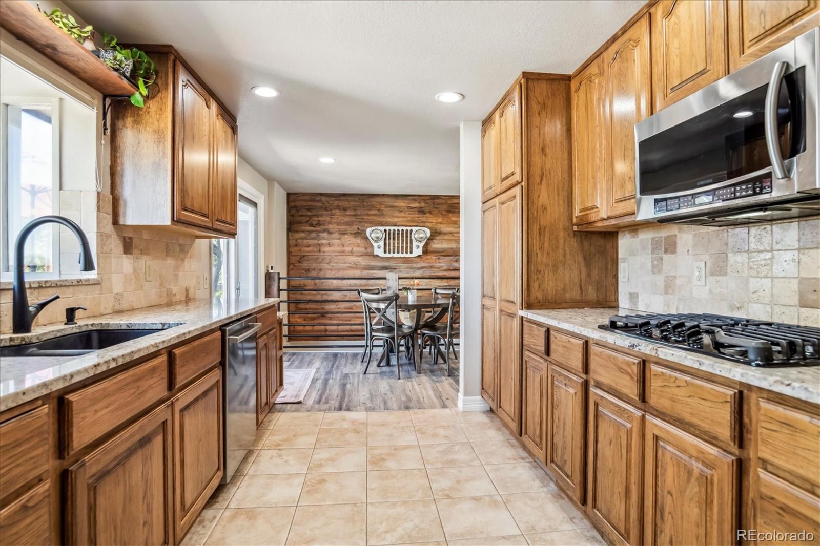 MLS Image #9 for 635 e 2nd avenue,castle rock, Colorado