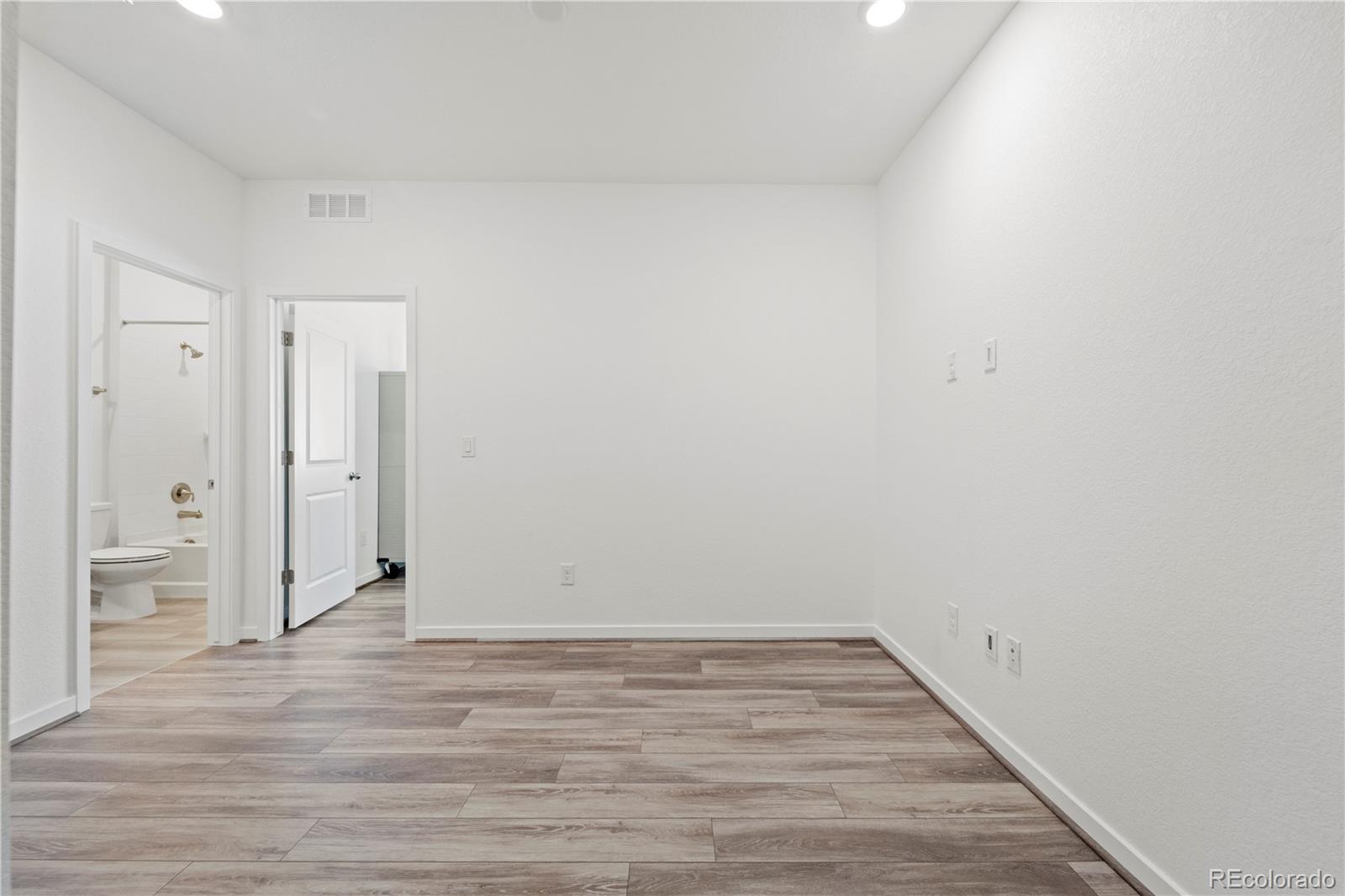 MLS Image #18 for 2075 s upham way,denver, Colorado