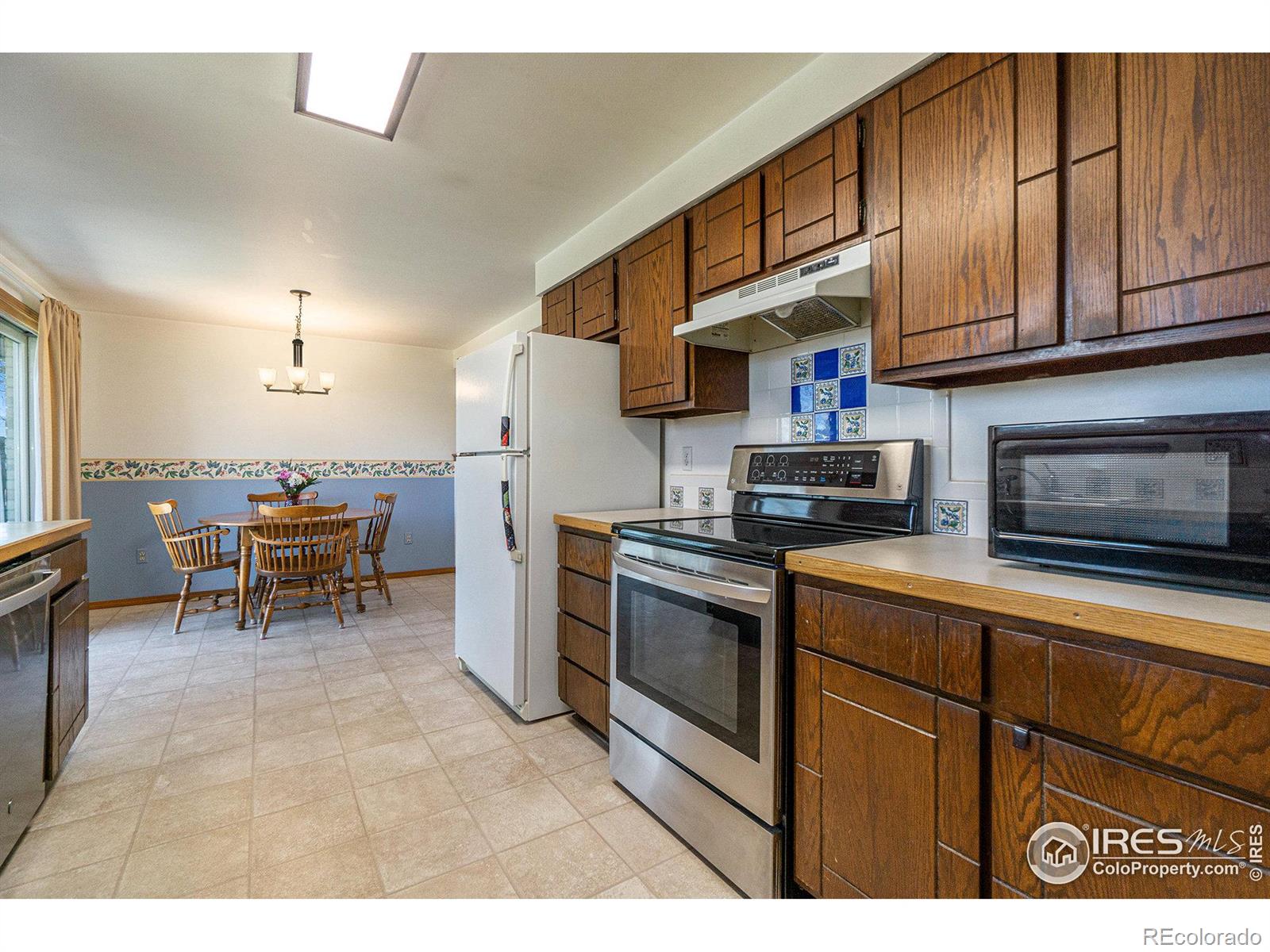 MLS Image #11 for 409  knotty place,loveland, Colorado
