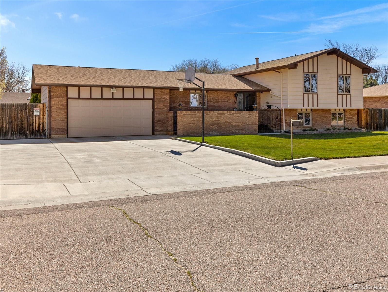 MLS Image #2 for 14  pedregal lane,pueblo, Colorado