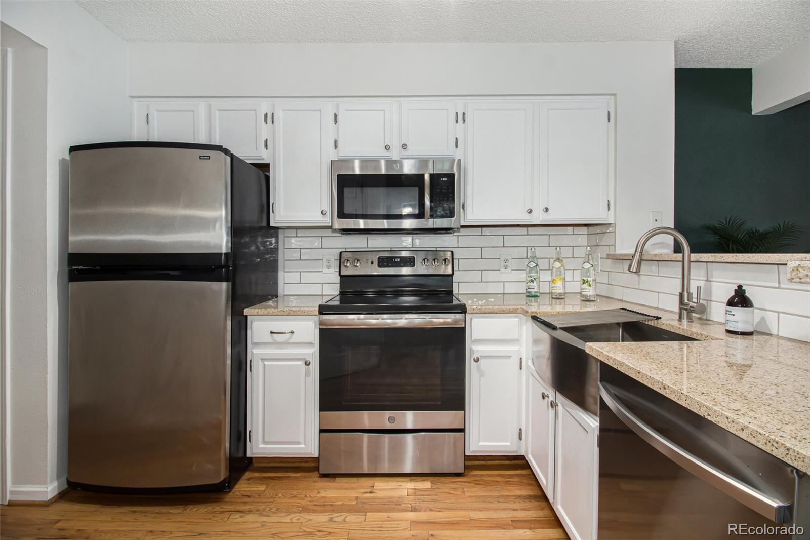 MLS Image #10 for 4846 e kentucky avenue,denver, Colorado