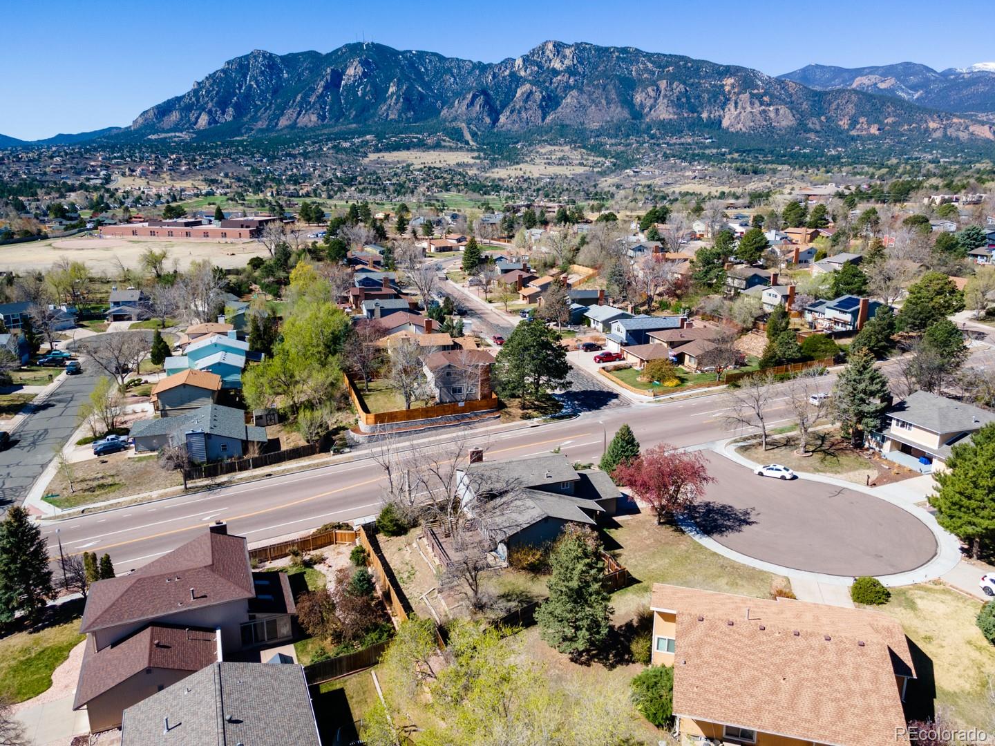 MLS Image #34 for 660 e cheyenne mountain boulevard,colorado springs, Colorado