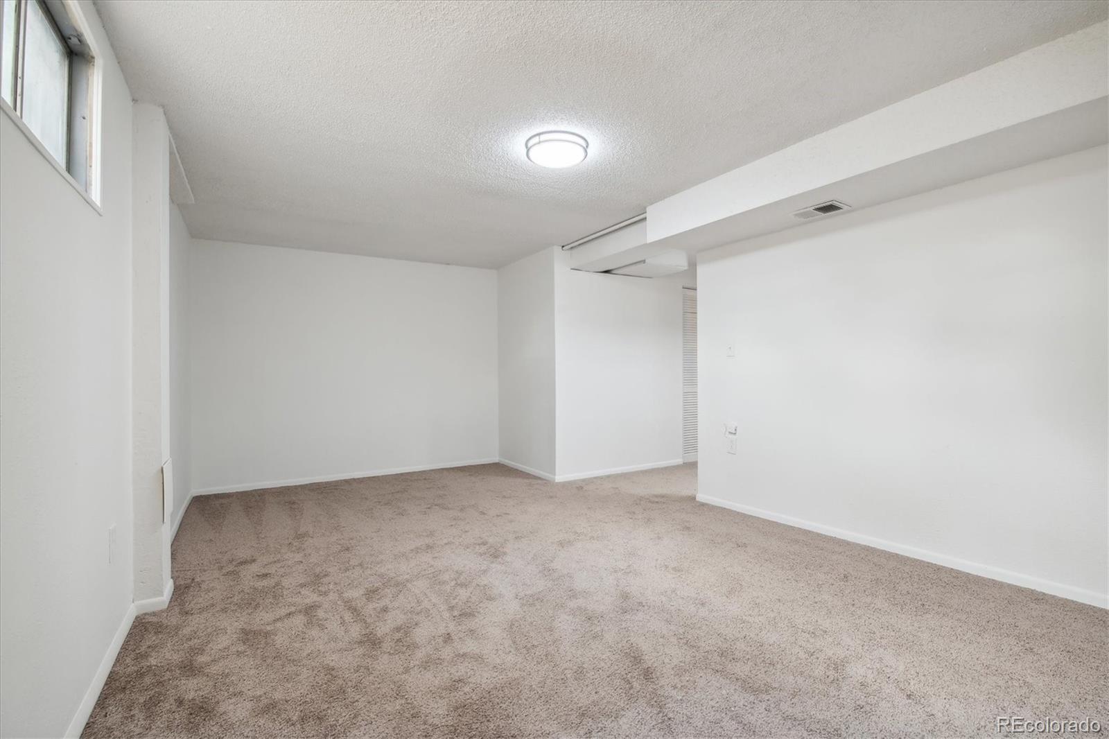 MLS Image #27 for 11958 e 1st place,aurora, Colorado