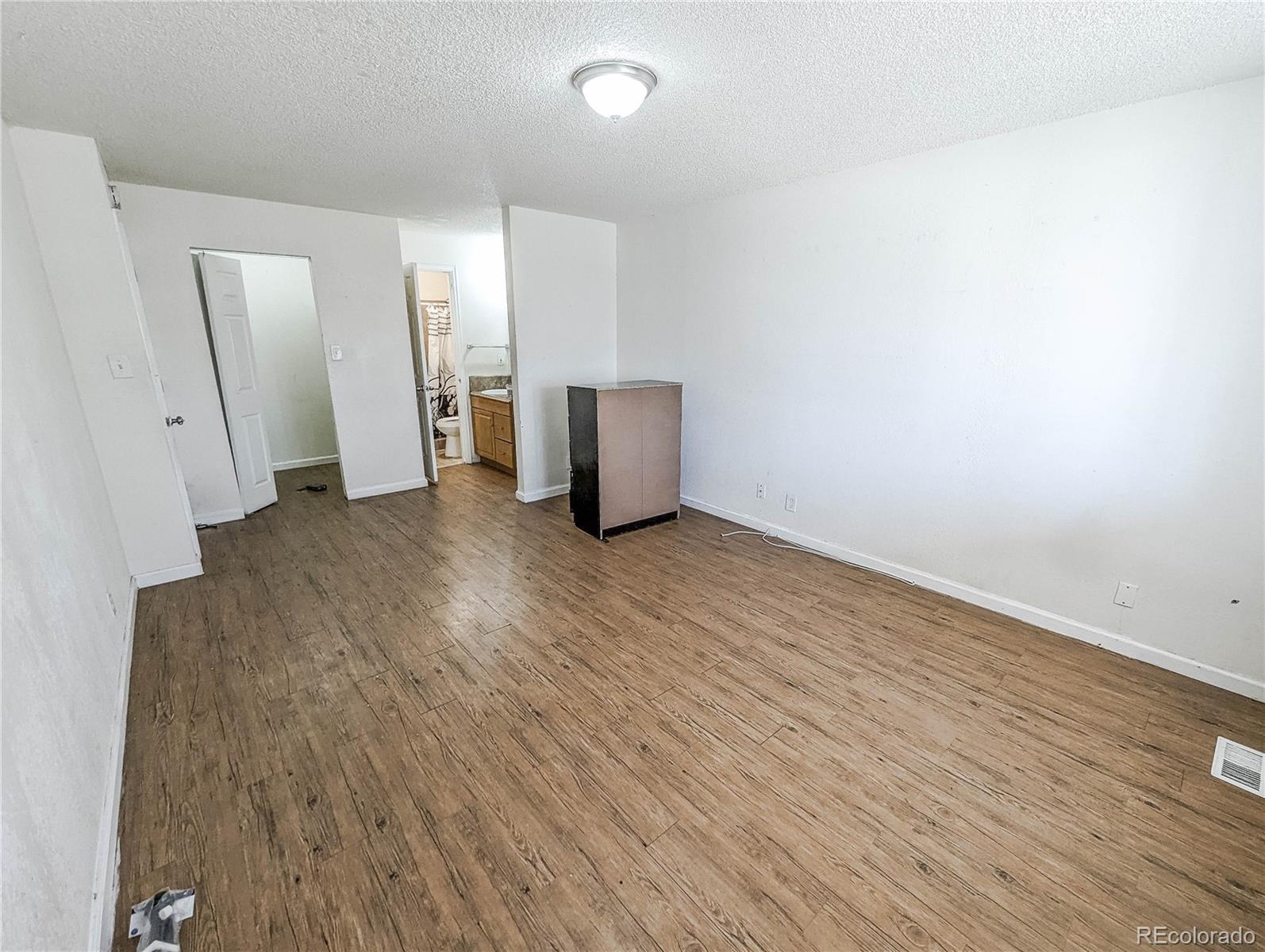 MLS Image #12 for 4932  xanadu street,denver, Colorado