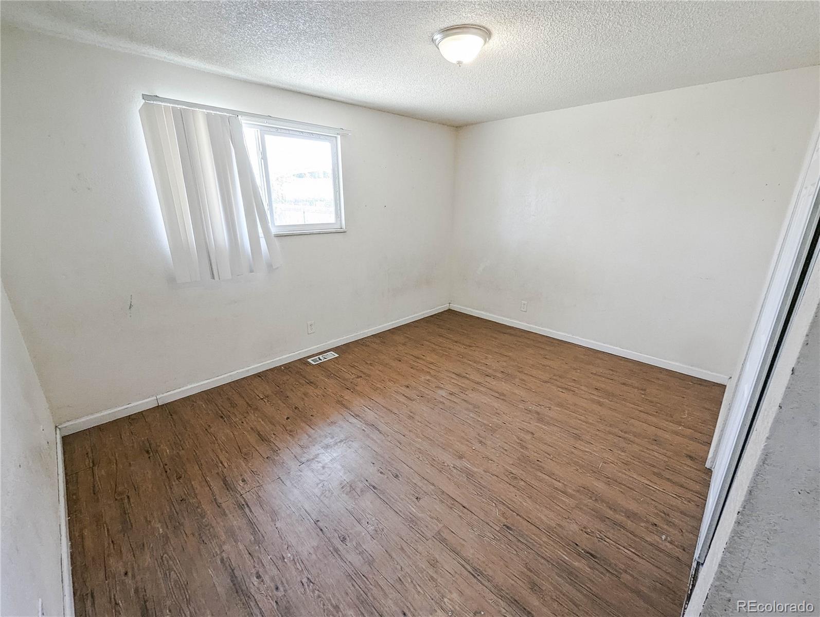 MLS Image #5 for 4932  xanadu street,denver, Colorado