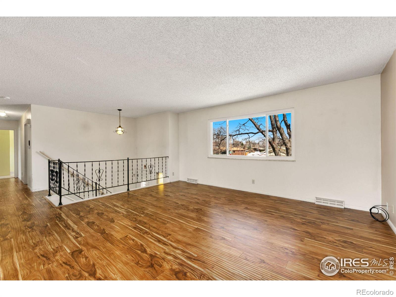 CMA Image for 3219  Logan Avenue,Loveland, Colorado