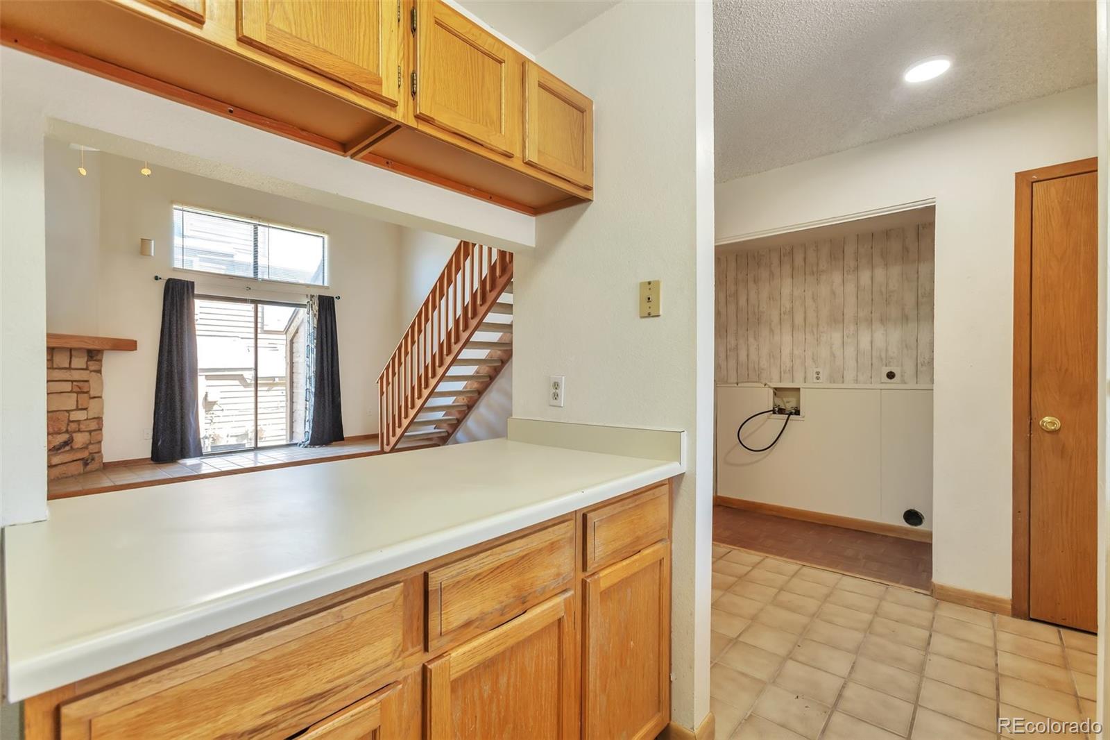 MLS Image #2 for 2529  devonshire court,denver, Colorado