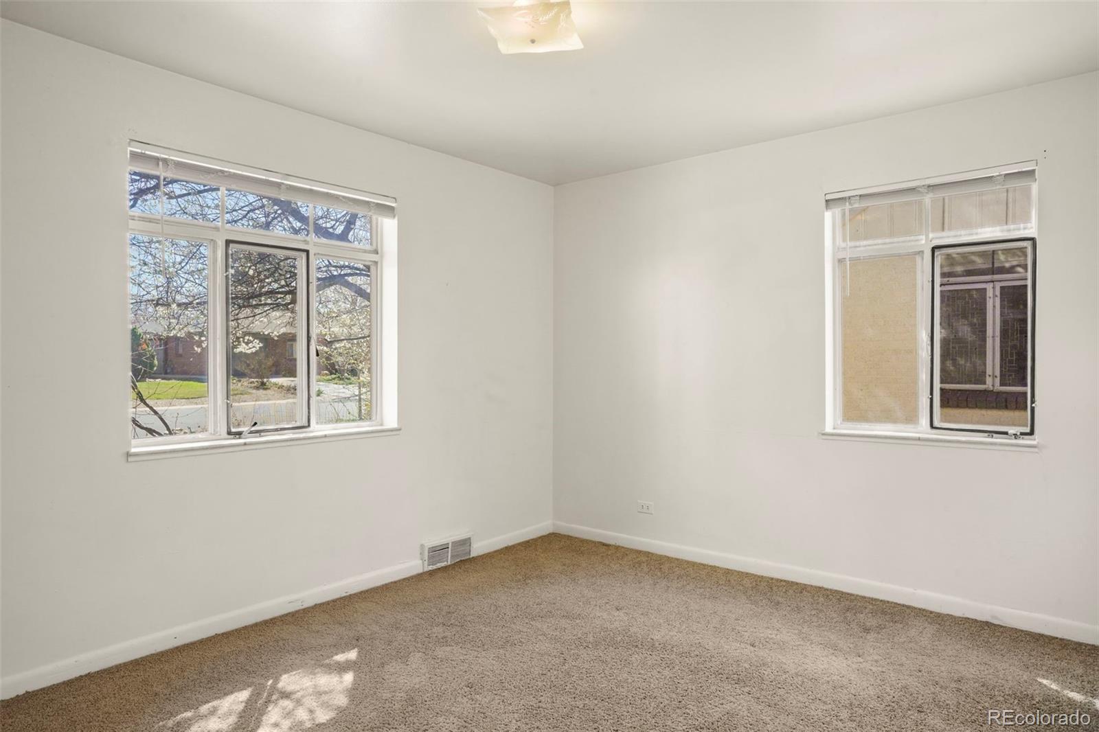 MLS Image #5 for 211  newport street,denver, Colorado