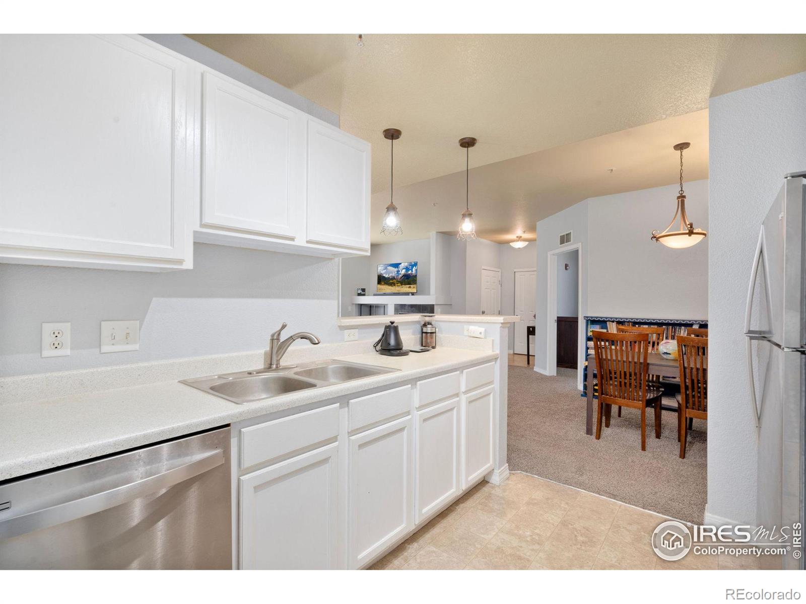 MLS Image #11 for 804  summer hawk drive,longmont, Colorado