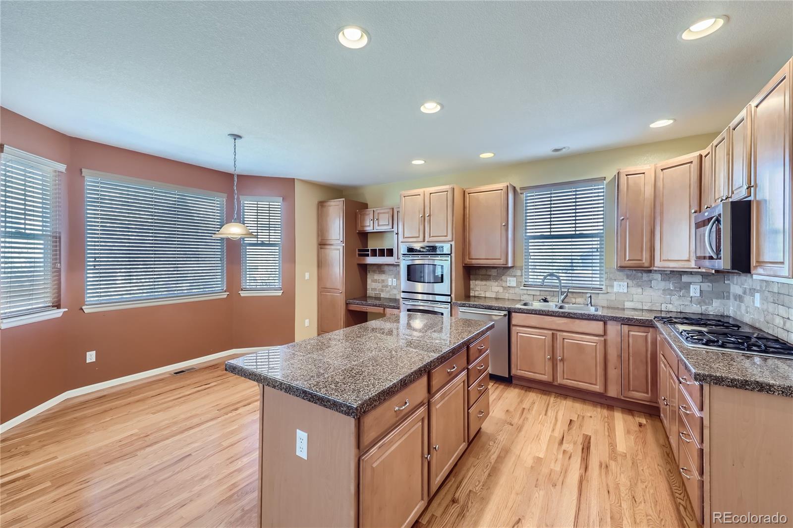 MLS Image #6 for 20993 e ithaca place,aurora, Colorado