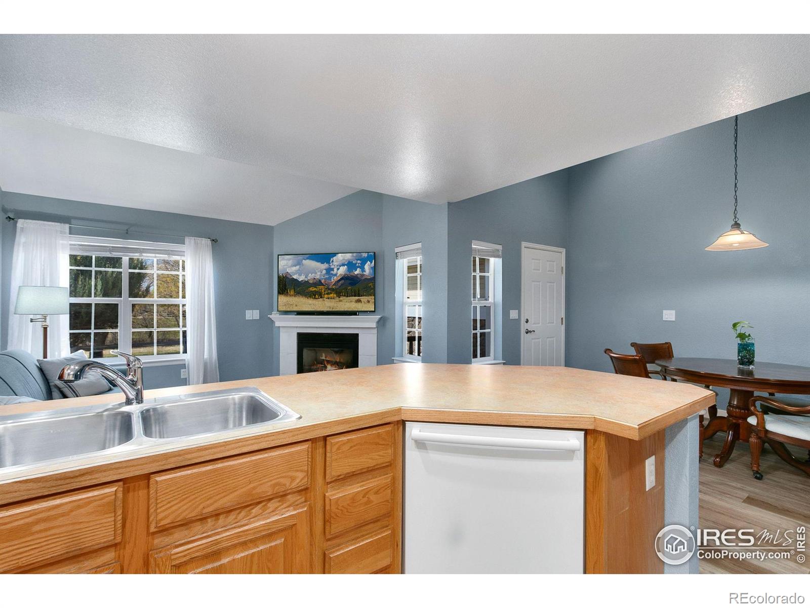 MLS Image #10 for 145  bayside circle,windsor, Colorado